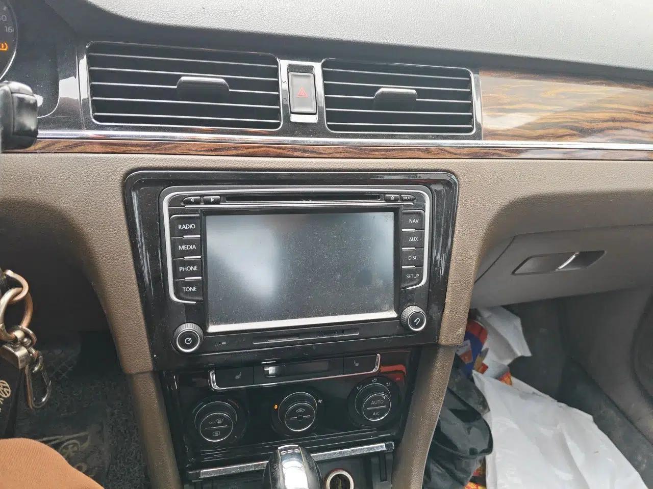 Volkswagen Bora 2013 1.4T Automatic Luxury Model — миниатюра 14