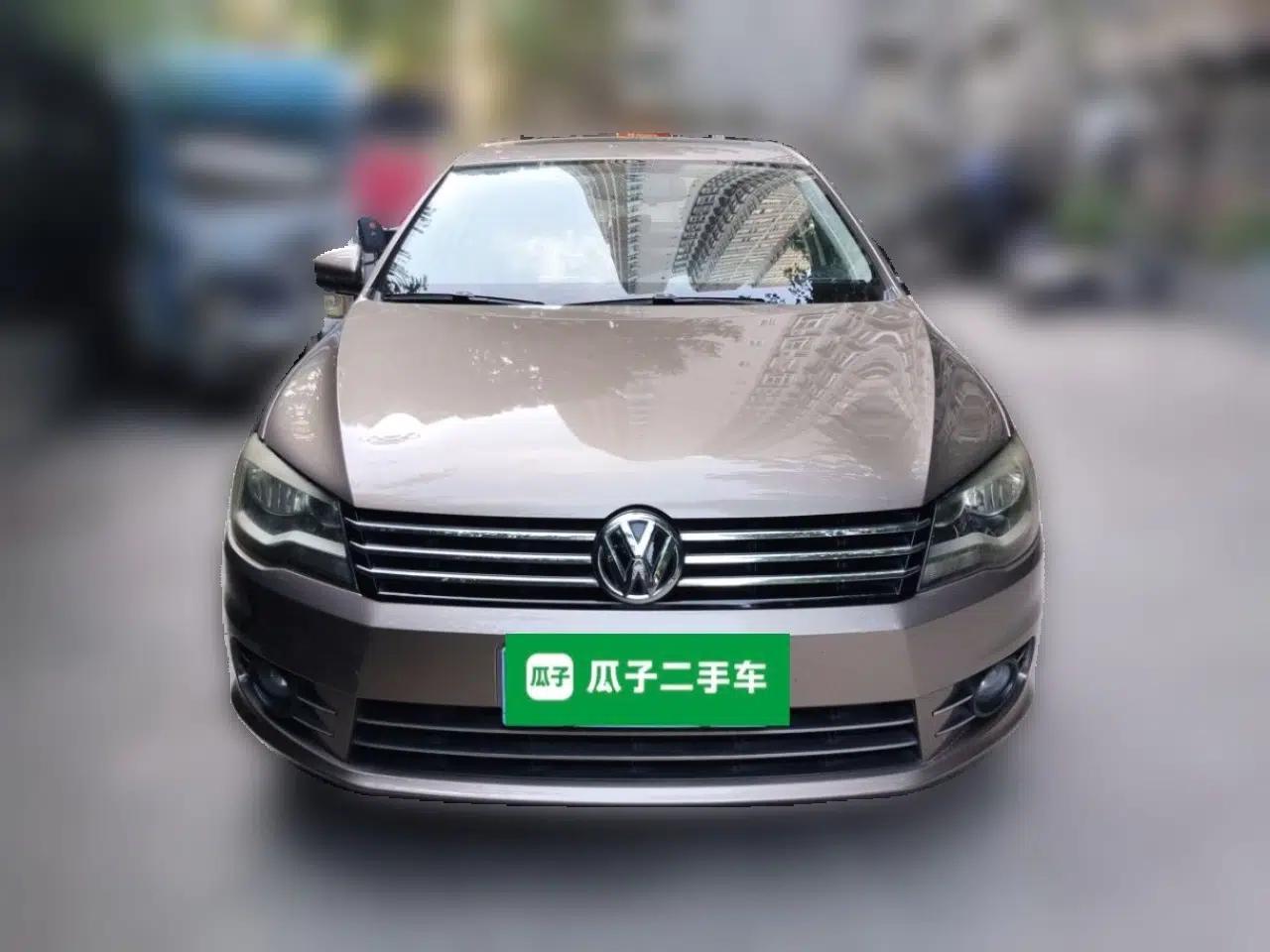 Volkswagen Bora 2013 1.6L Automatic Comfort Model — миниатюра 2
