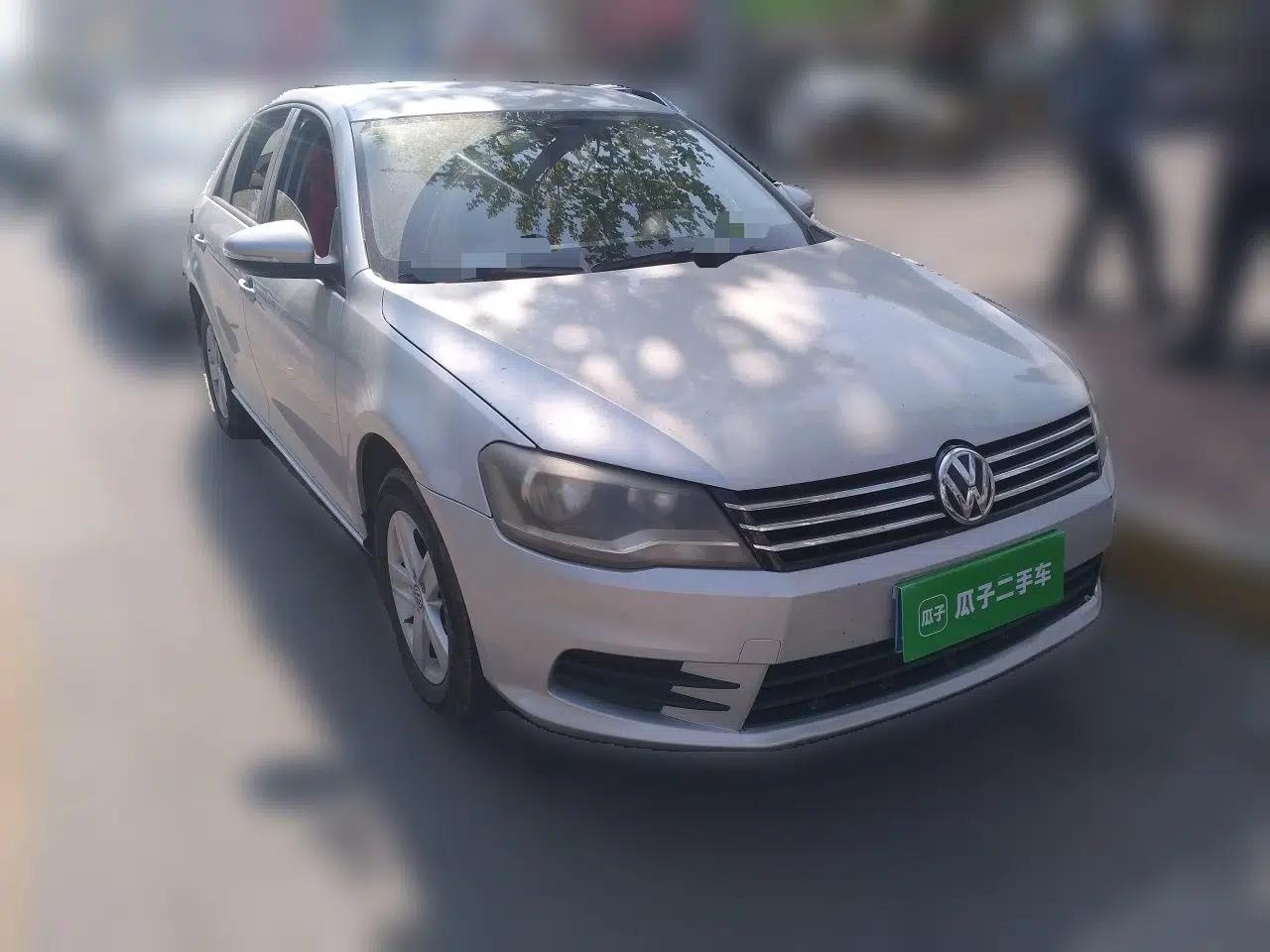 Volkswagen Bora 2014 1.6L Automatic Fashion Model — миниатюра 3