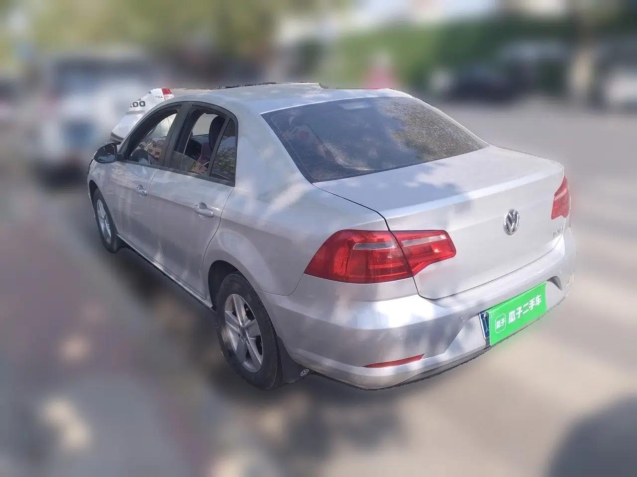 Volkswagen Bora 2014 1.6L Automatic Fashion Model — миниатюра 4