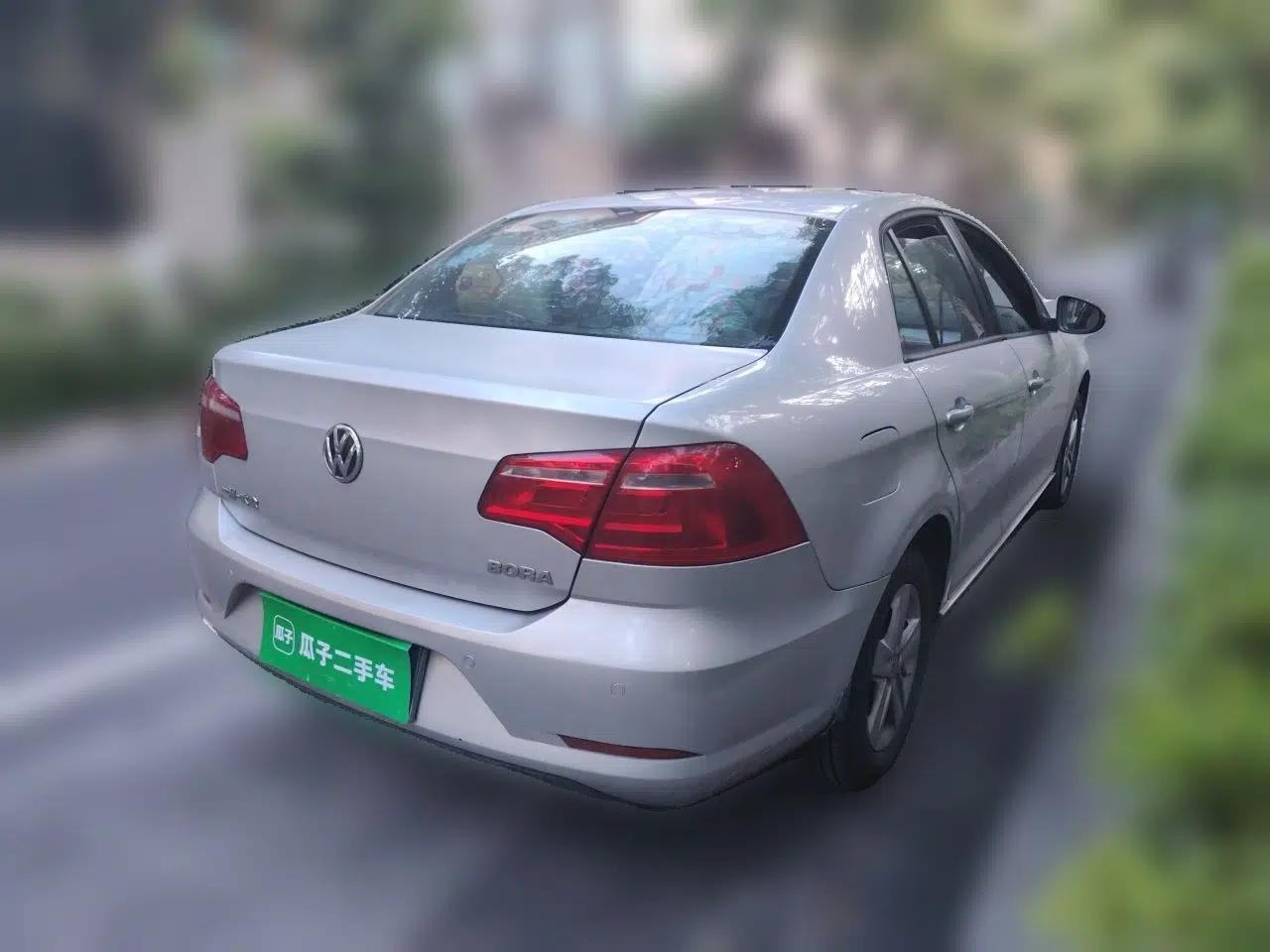 Volkswagen Bora 2013 1.6L Automatic Fashion Model — миниатюра 6