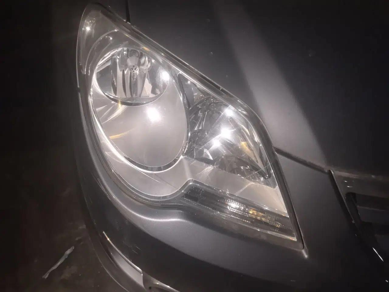 Volkswagen Bora 2012 1.6L Manual Comfort Value Edition — миниатюра 7