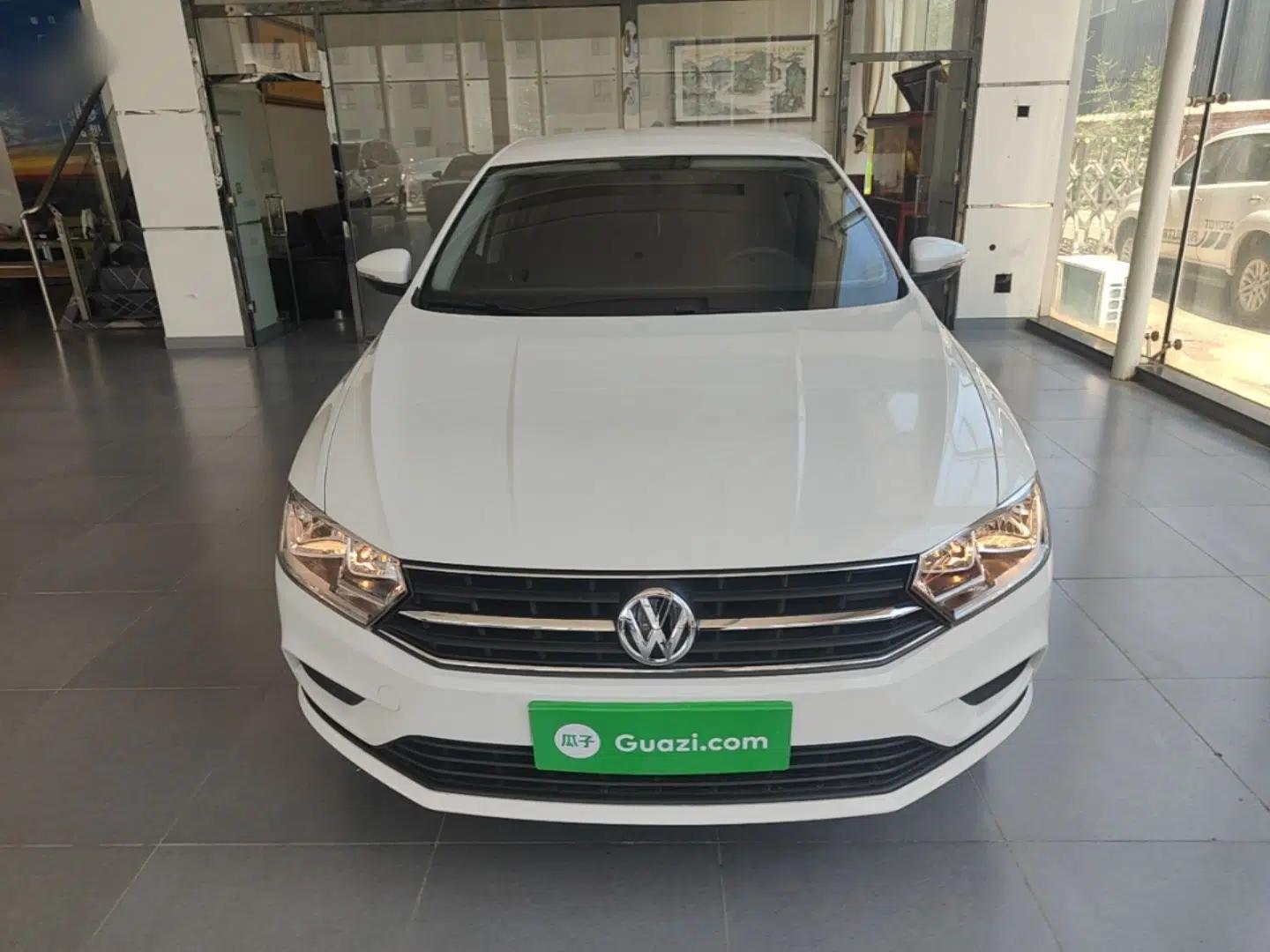 Volkswagen Bora 2019 Facelift Bora·Legend 1.5L Manual Fashion Edition China VI Standard — миниатюра 2
