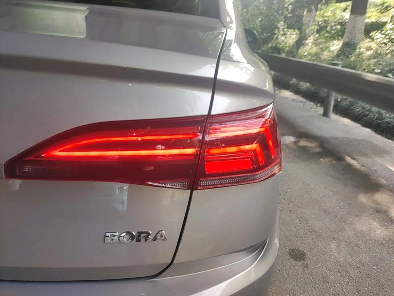 Volkswagen Bora 2019 Revised Version 1.5L Automatic Elite Edition China VI Standard — миниатюра 8