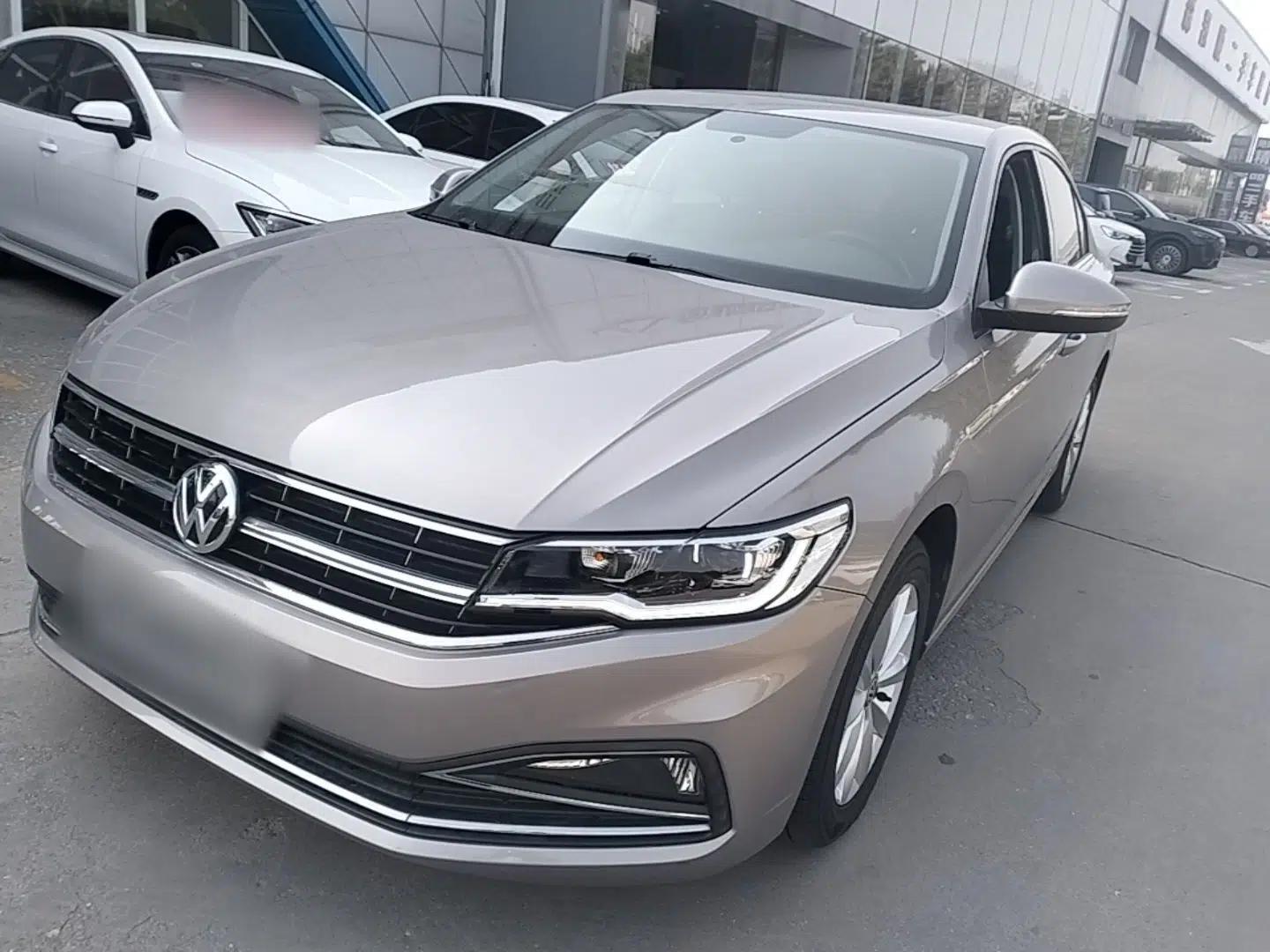 Volkswagen Bora 2020 1.5L Manual Comfort Version — миниатюра 1