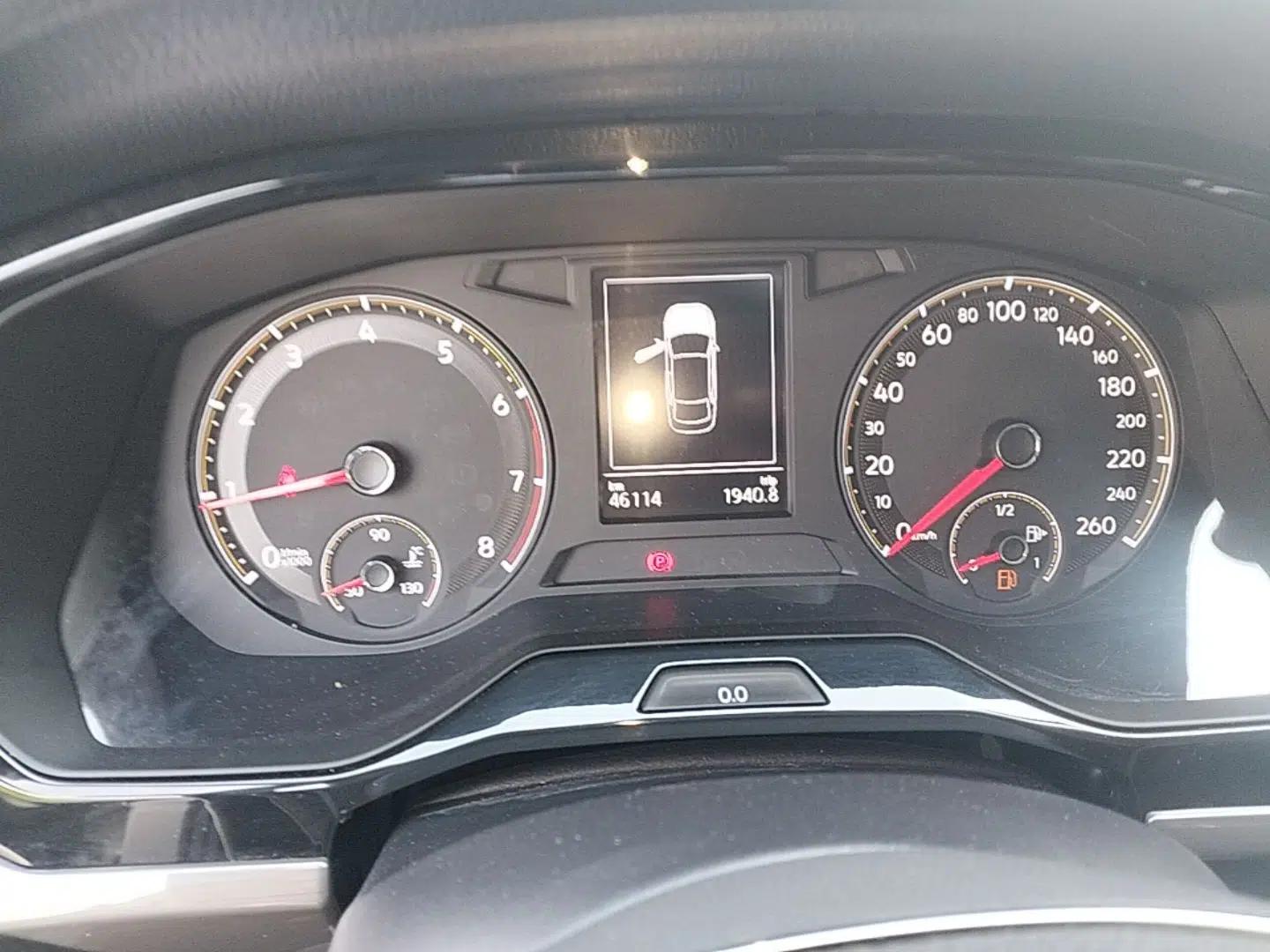 Volkswagen Bora 2020 1.5L Manual Comfort Version — миниатюра 15