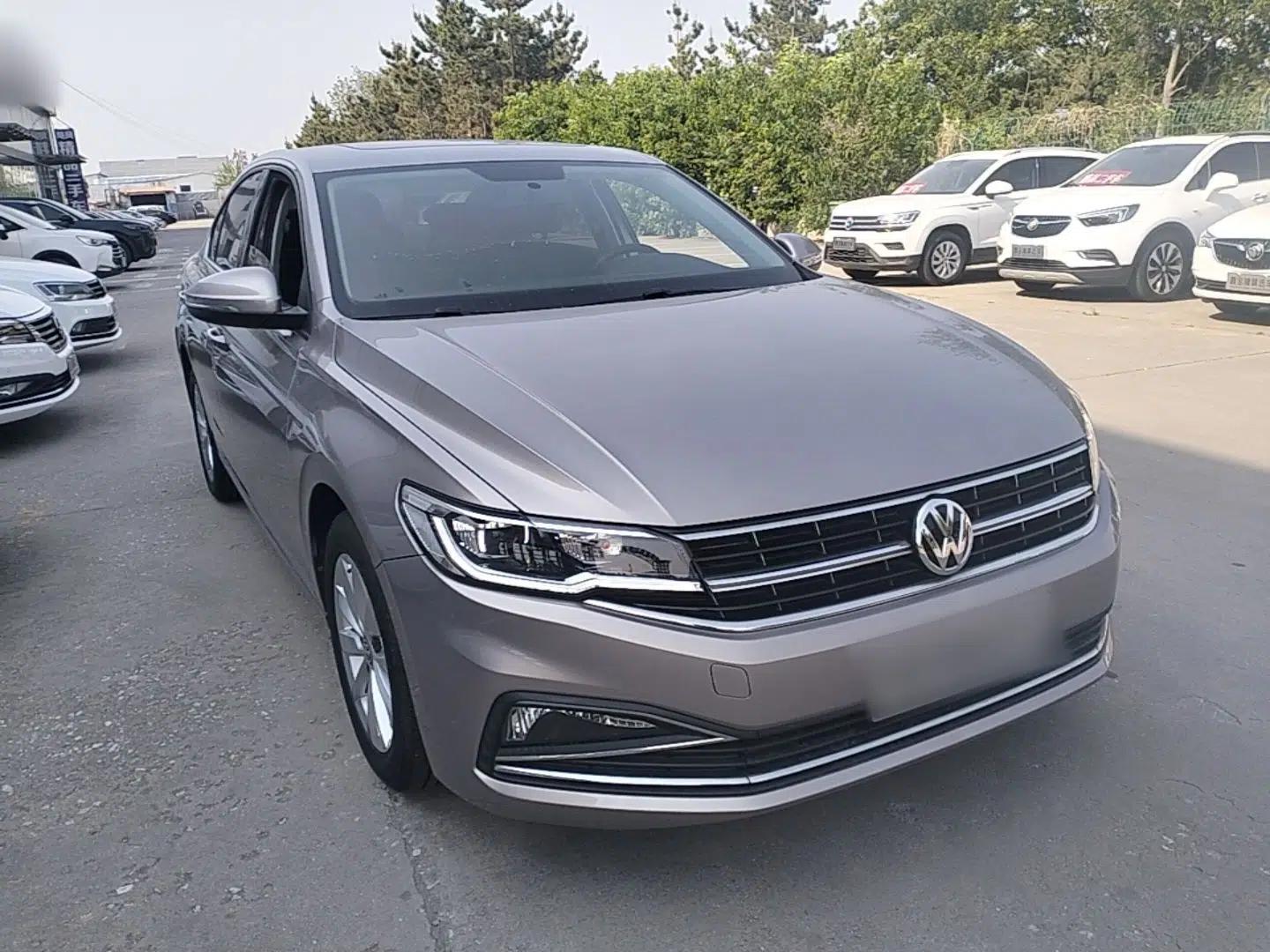 Volkswagen Bora 2020 1.5L Manual Comfort Version — миниатюра 3