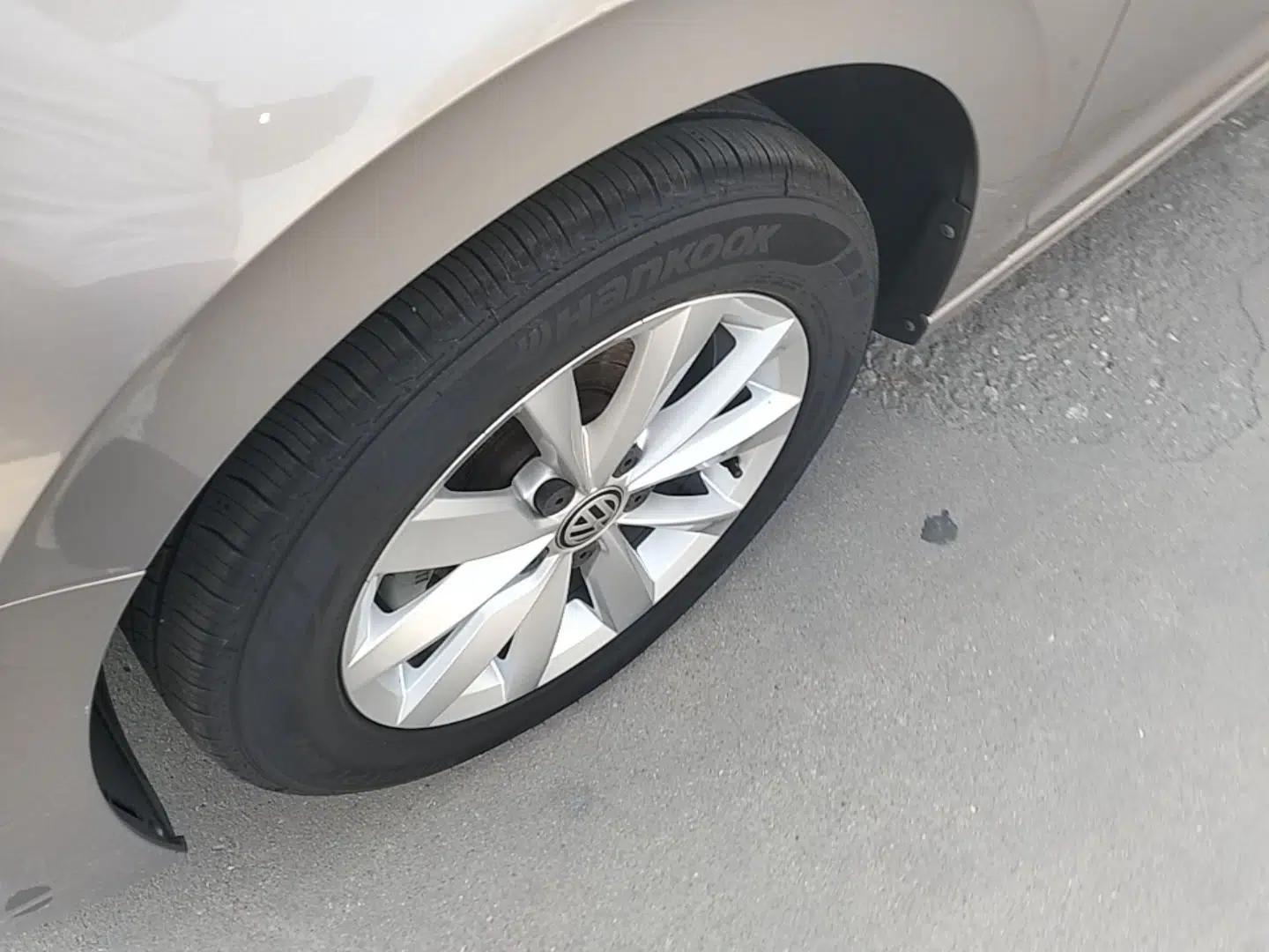 Volkswagen Bora 2020 1.5L Manual Comfort Version — миниатюра 8