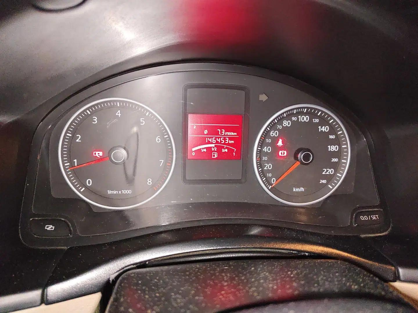 Volkswagen Bora 2012 1.6L Manual Fashion Edition — миниатюра 13