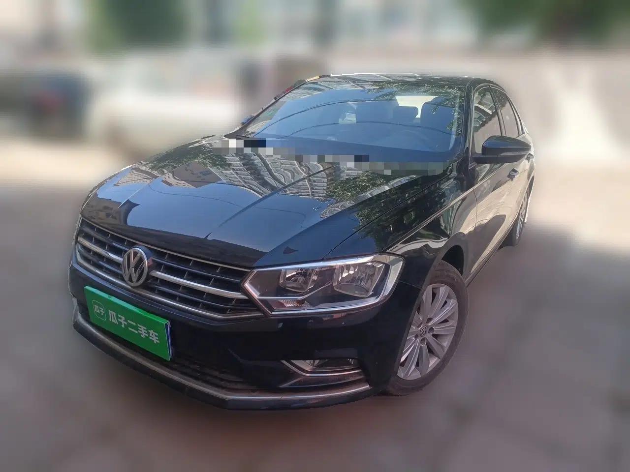 Volkswagen Bora 2017 1.6L Manual Comfort Model — миниатюра 1