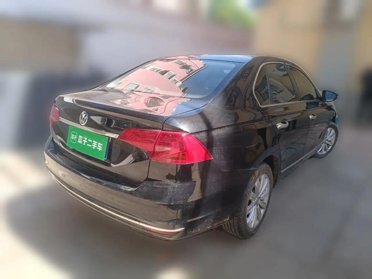 Volkswagen Bora 2017 1.6L Manual Comfort Model — миниатюра 6