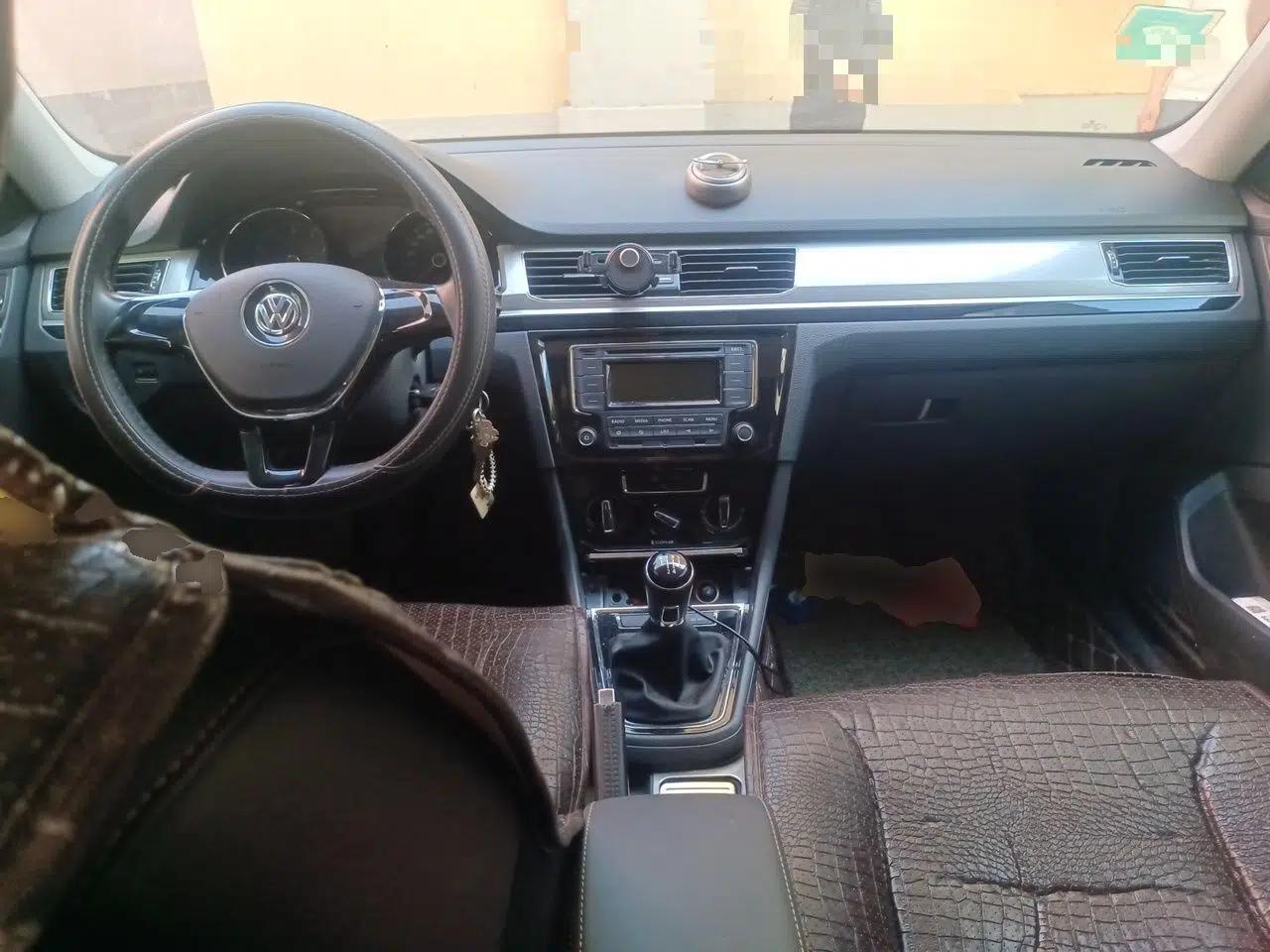 Volkswagen Bora 2017 1.6L Manual Comfort Model — миниатюра 10