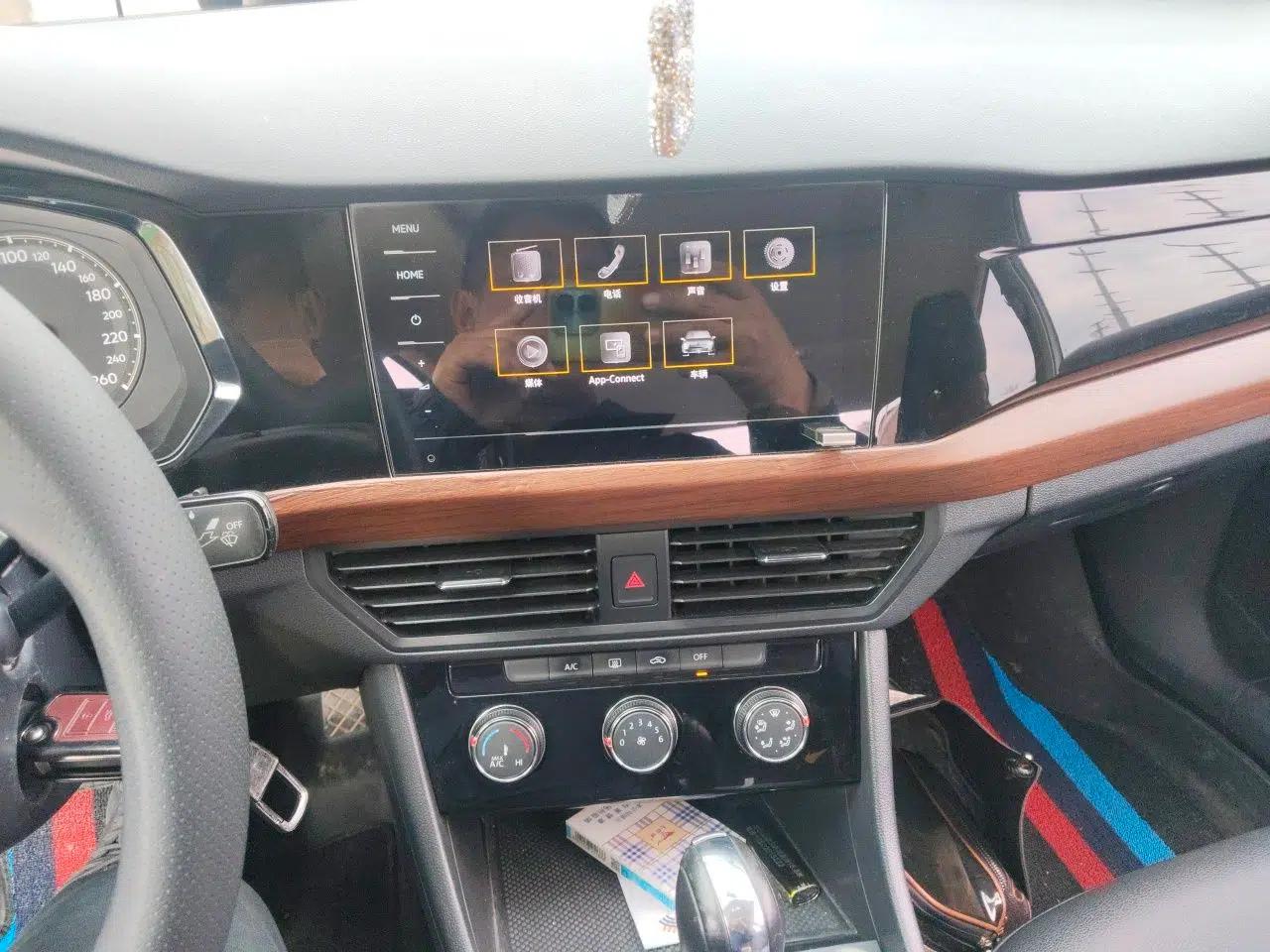 Volkswagen Bora 2021 1.5L Automatic Comfort Smart Connect Edition — миниатюра 14
