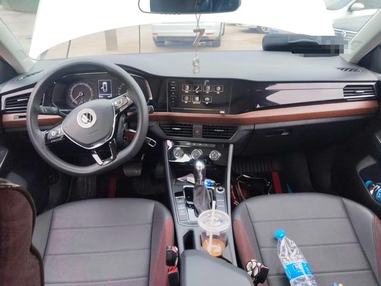 Volkswagen Bora 2021 1.5L Automatic Comfort Smart Connect Edition — миниатюра 10