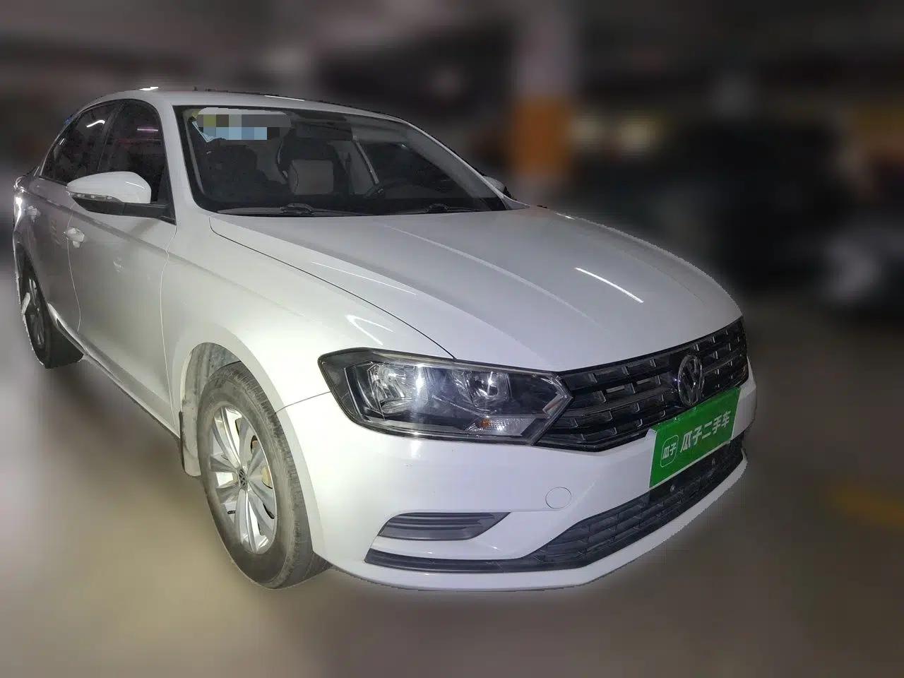 Volkswagen Bora 2017 1.6L Manual Fashion Model — миниатюра 3