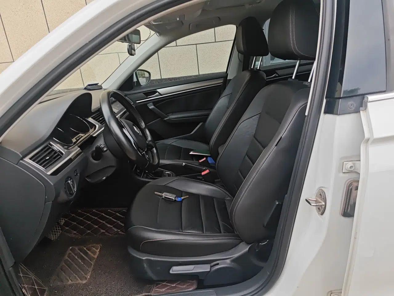 Volkswagen Bora 2018 230TSI DSG Comfort Model — миниатюра 16