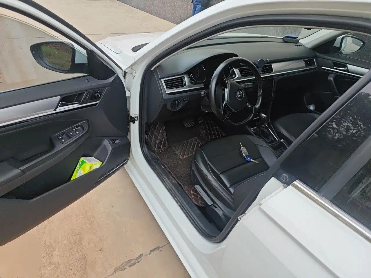 Volkswagen Bora 2018 230TSI DSG Comfort Model — миниатюра 17