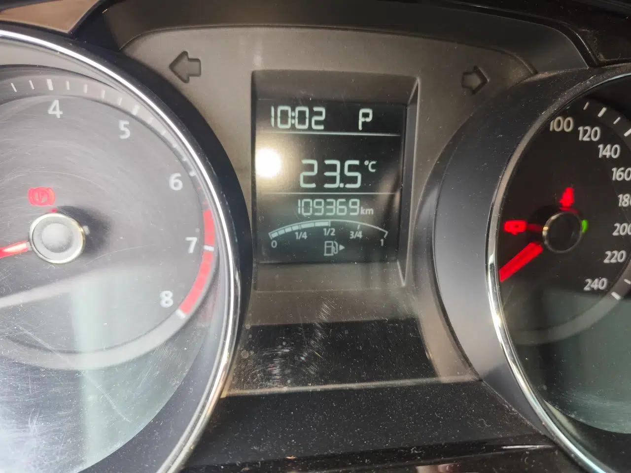 Volkswagen Bora 2018 1.5L Automatic Comfort Model — миниатюра 13