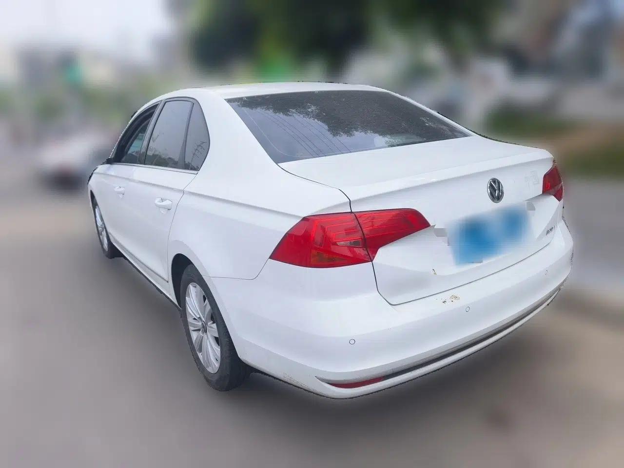 Volkswagen Bora 2018 1.5L Automatic Comfort Model — миниатюра 4