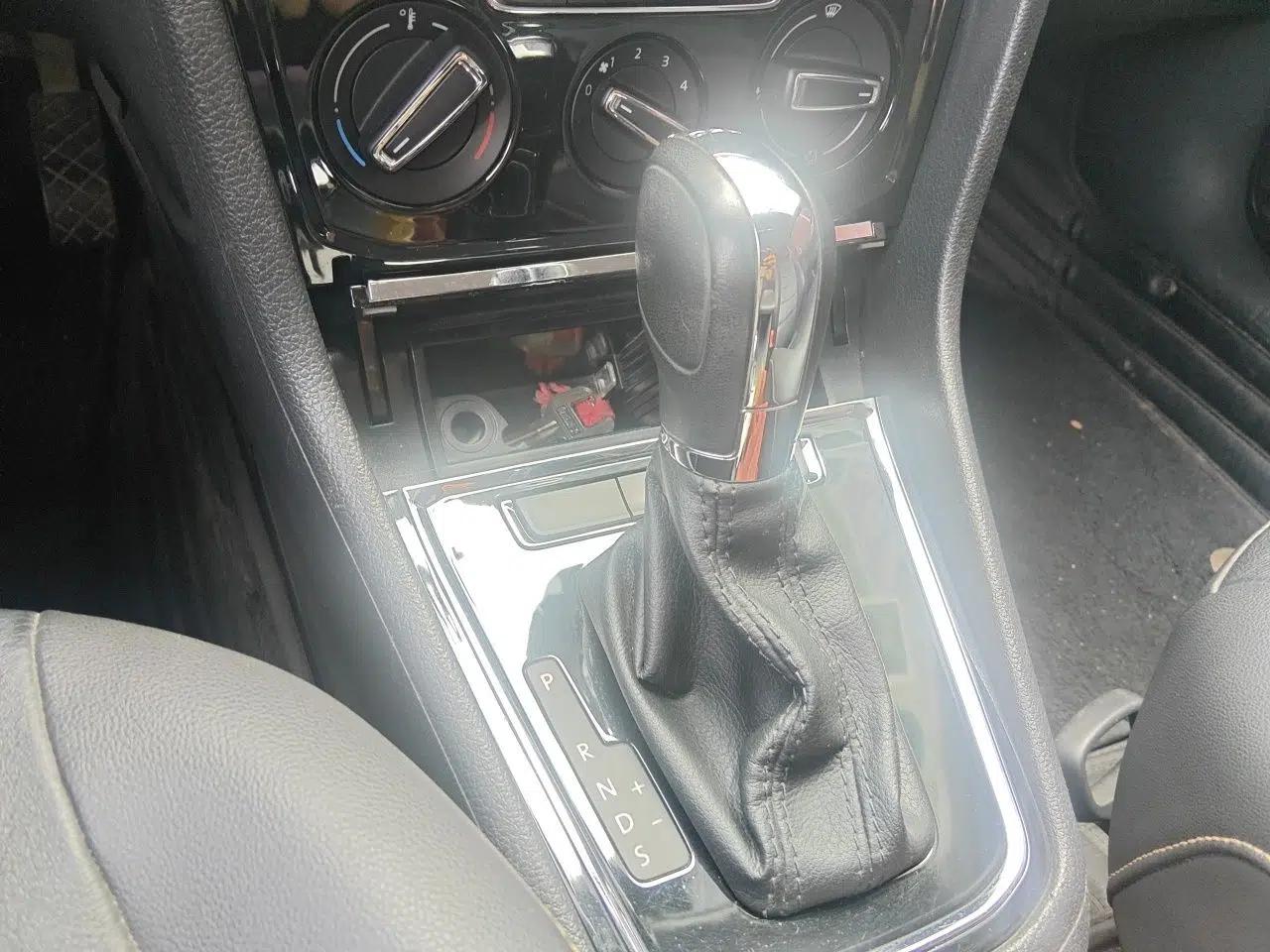 Volkswagen Bora 2017 230TSI DSG Comfort Version — миниатюра 15