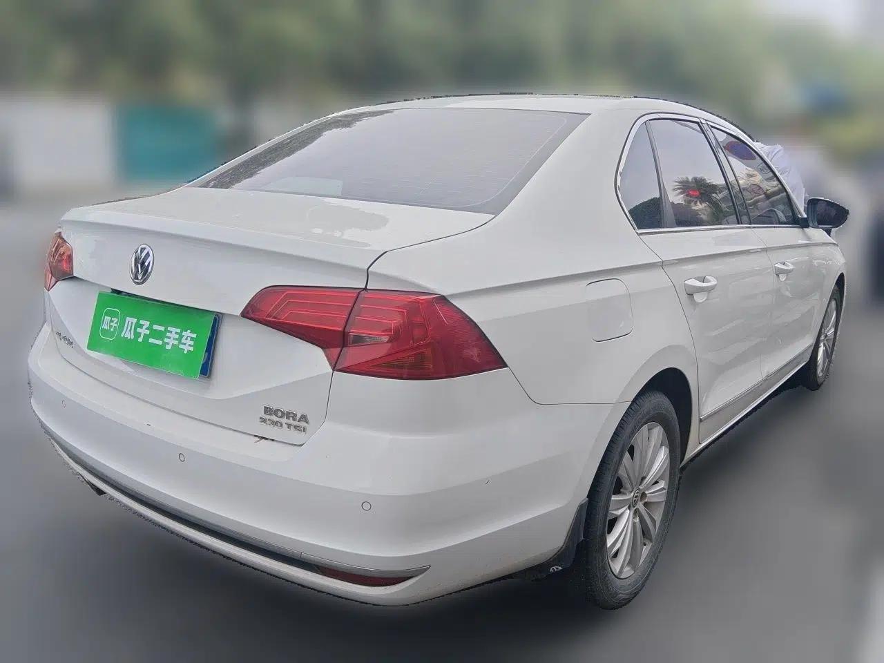 Volkswagen Bora 2017 230TSI DSG Comfort Version — миниатюра 6