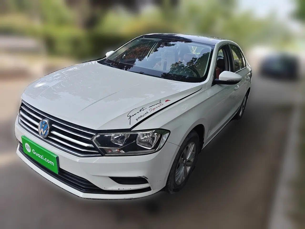 Volkswagen Bora 2018 1.5L Manual Fashion Model — миниатюра 1