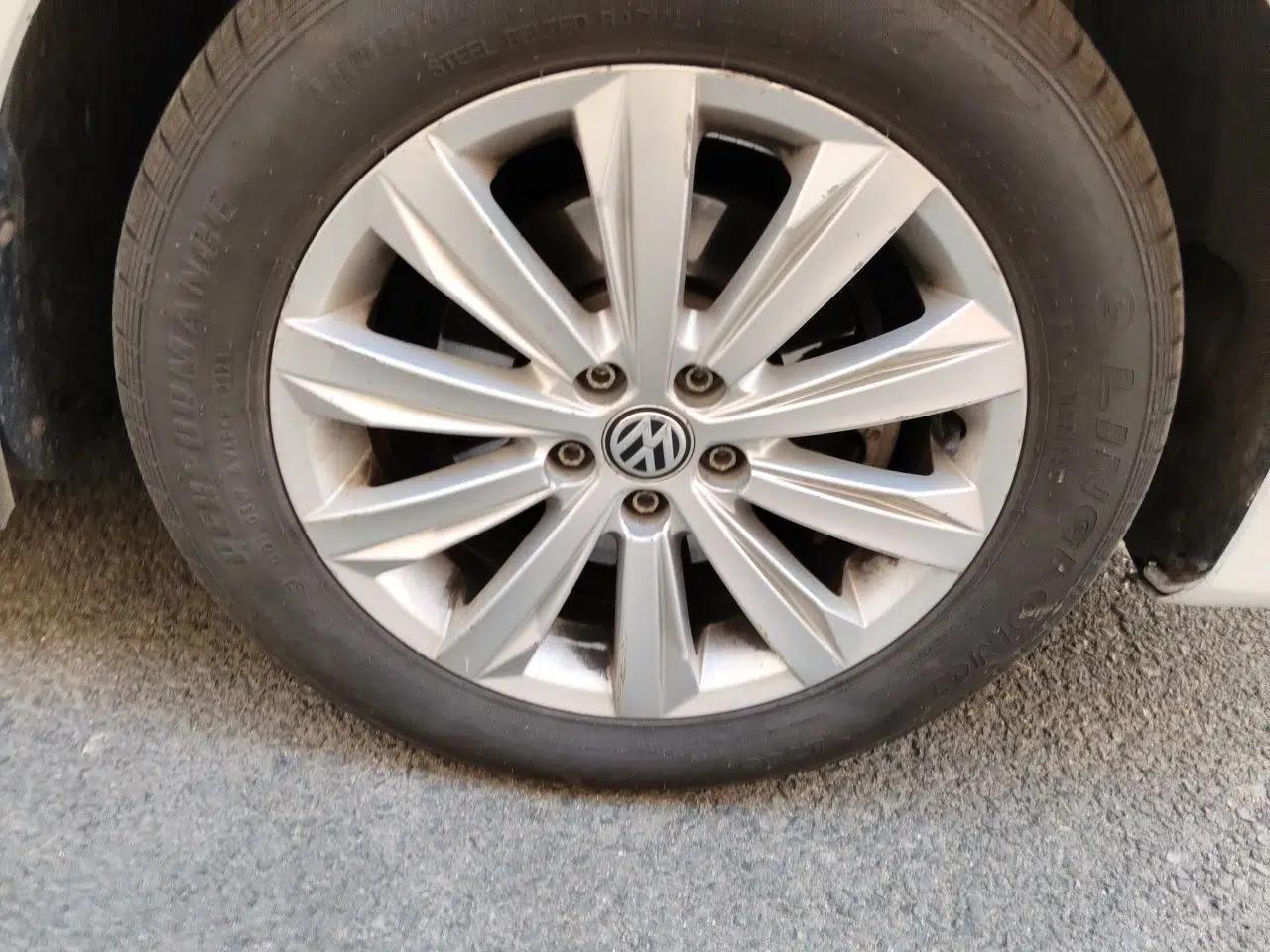 Volkswagen Bora 2016 1.6L Automatic Comfort Model — миниатюра 8