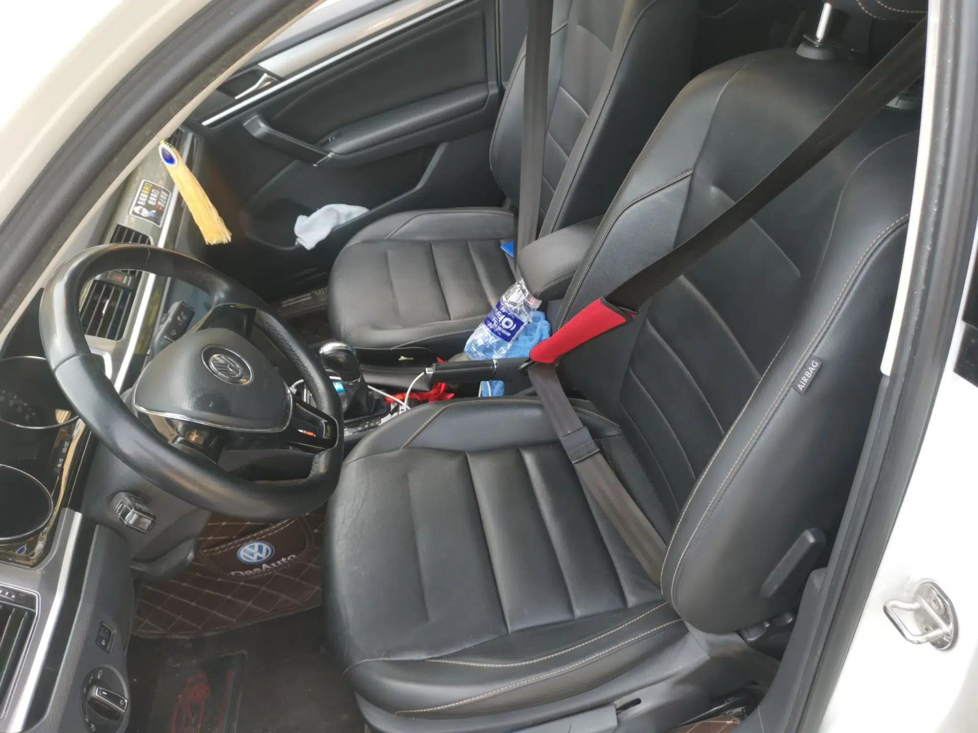 Volkswagen Bora 2017 1.6L Automatic Comfort Model — миниатюра 16