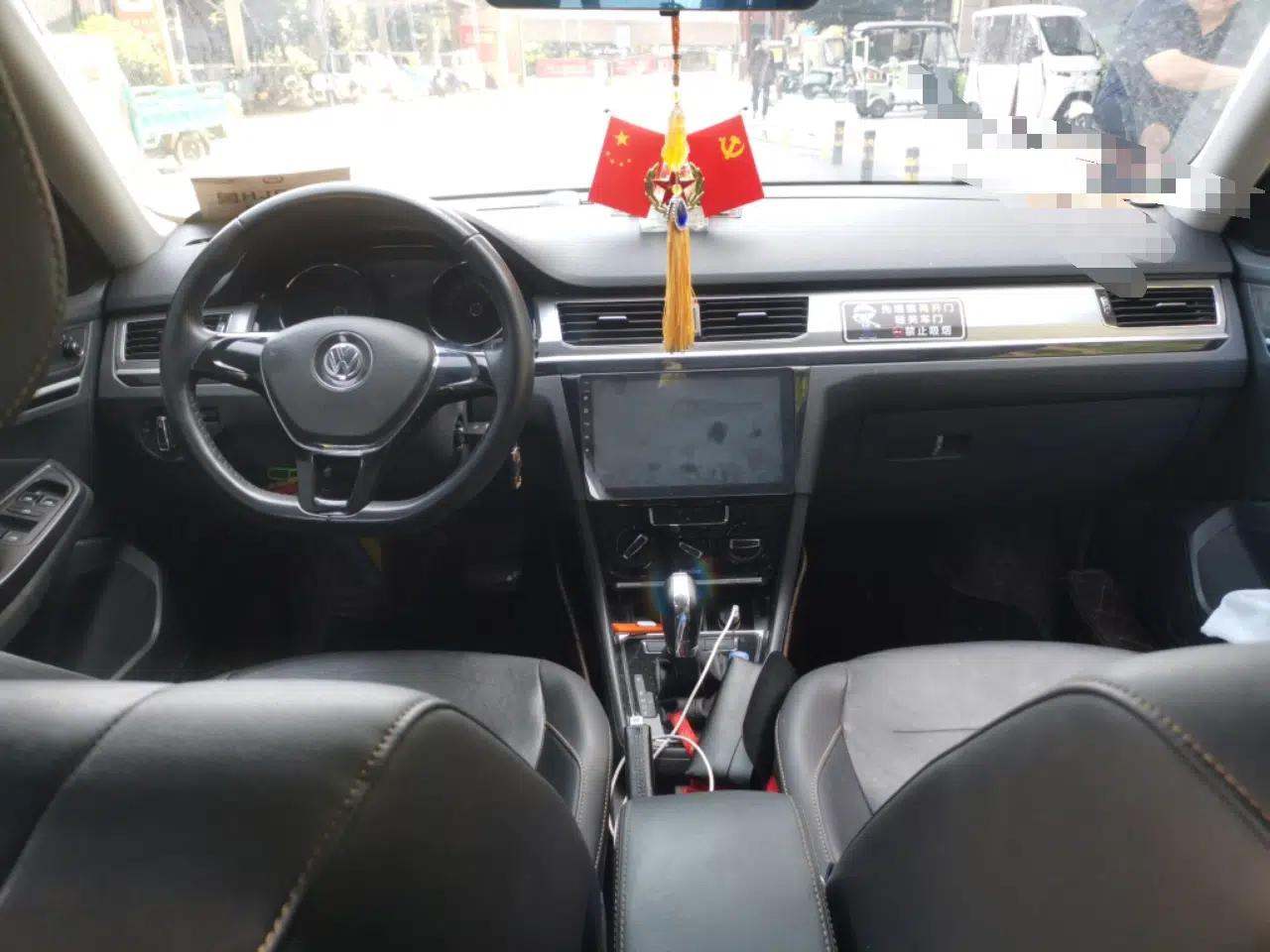 Volkswagen Bora 2017 1.6L Automatic Comfort Model — миниатюра 10