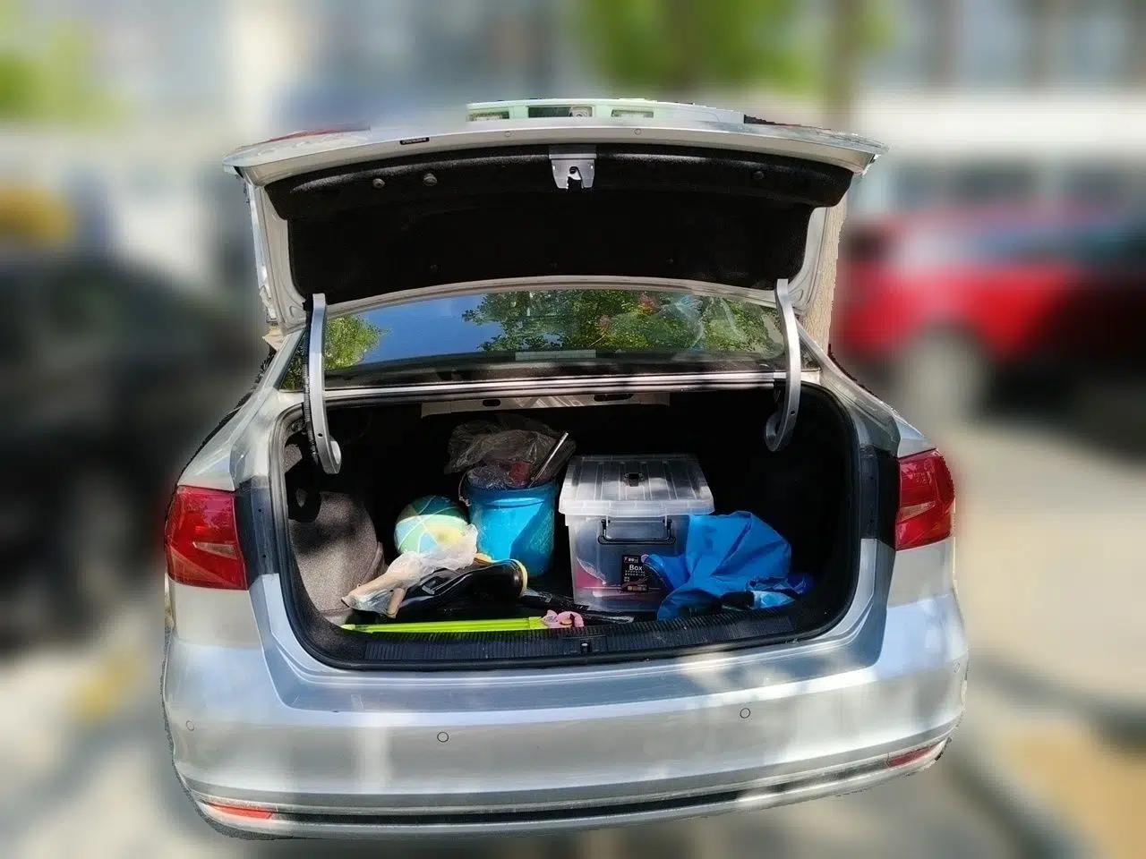 Volkswagen Bora 2018 1.5L Automatic Comfort Model — миниатюра 20