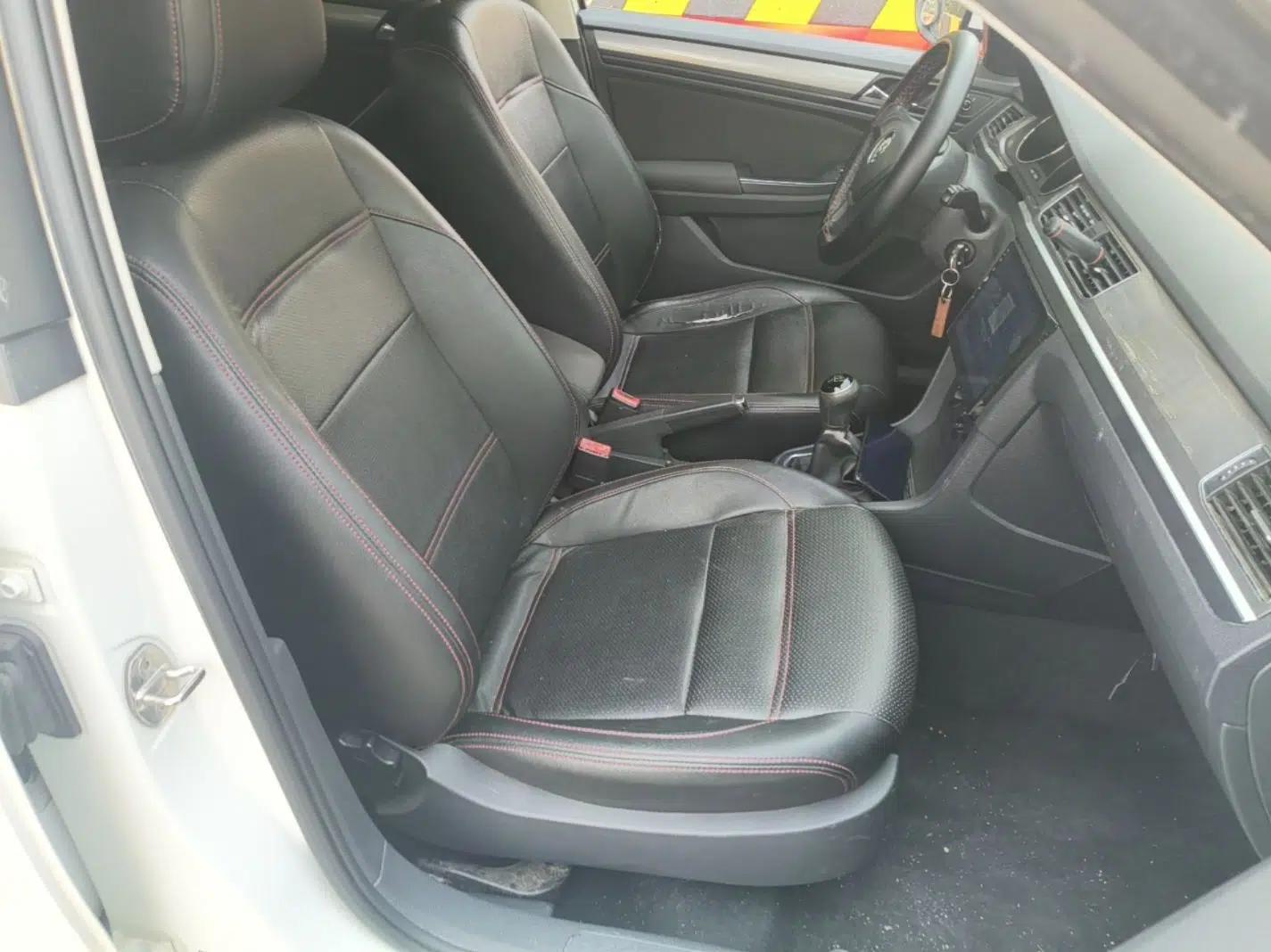 Volkswagen Bora 2018 1.5L Manual Fashion Model — миниатюра 23
