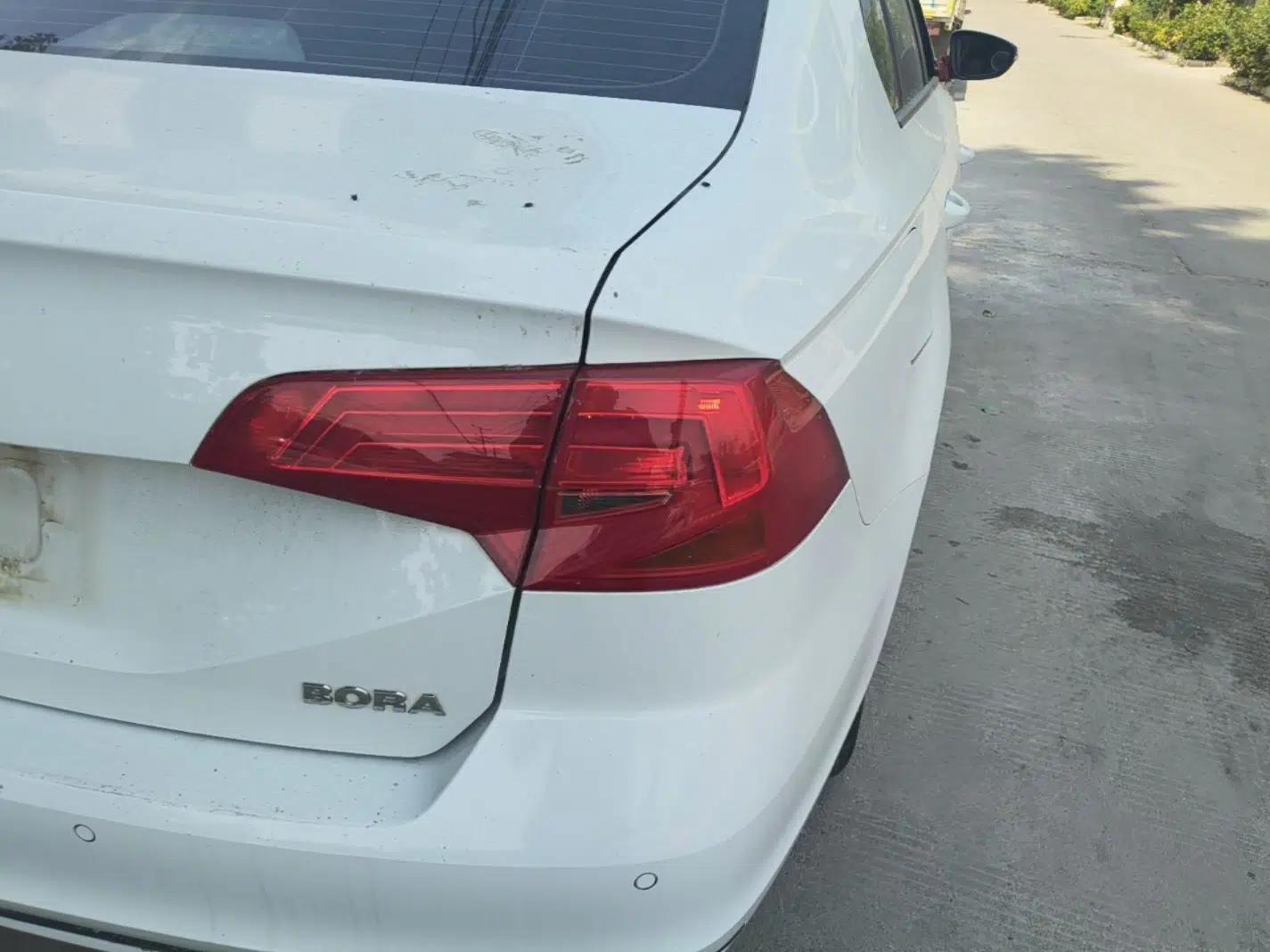 Volkswagen Bora 2018 1.5L Manual Fashion Model — миниатюра 7