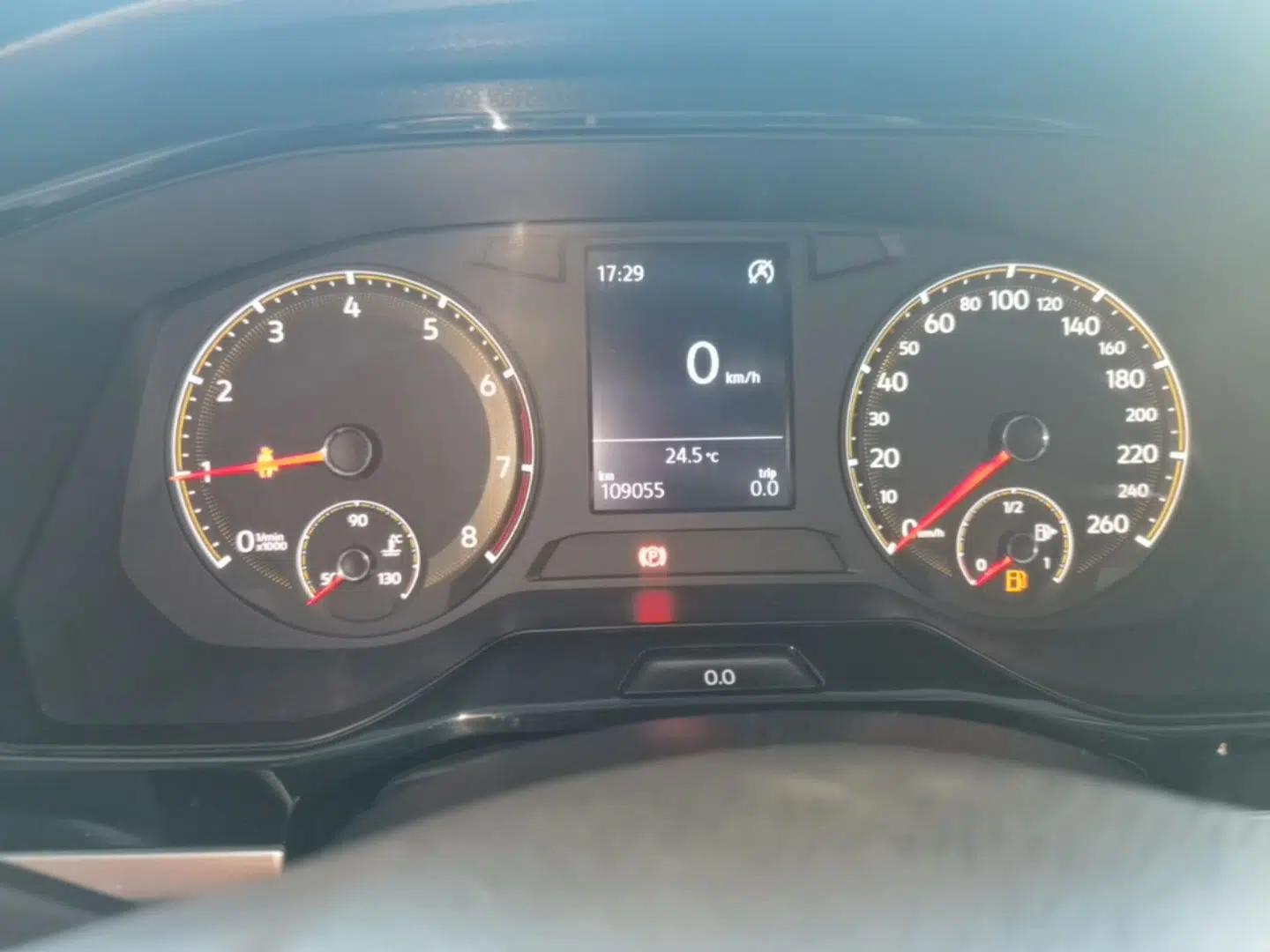 Volkswagen Bora 2020 1.5L Manual Fashion Edition — миниатюра 15