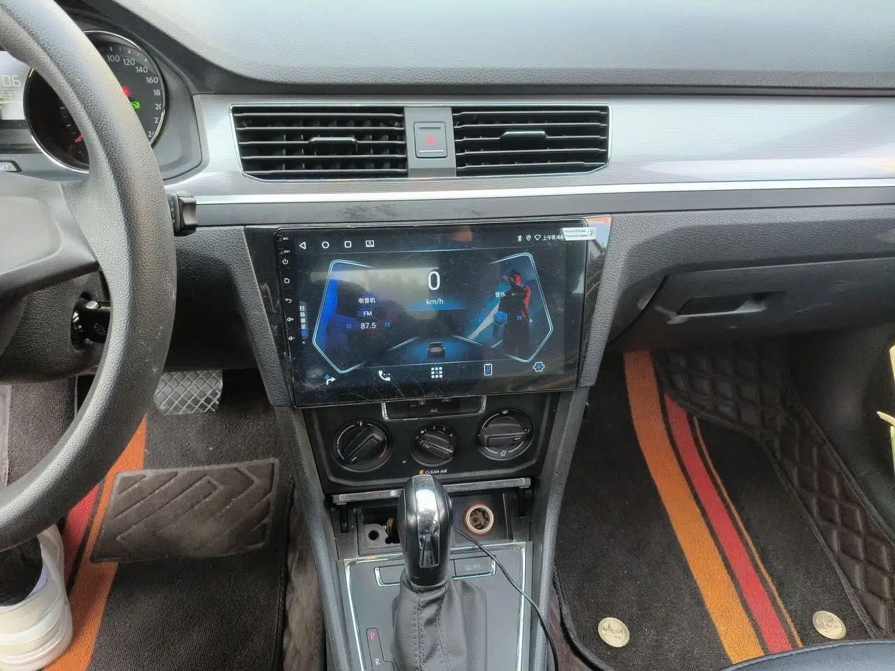 Volkswagen Bora 2018 1.5L Automatic Fashion Model — миниатюра 12