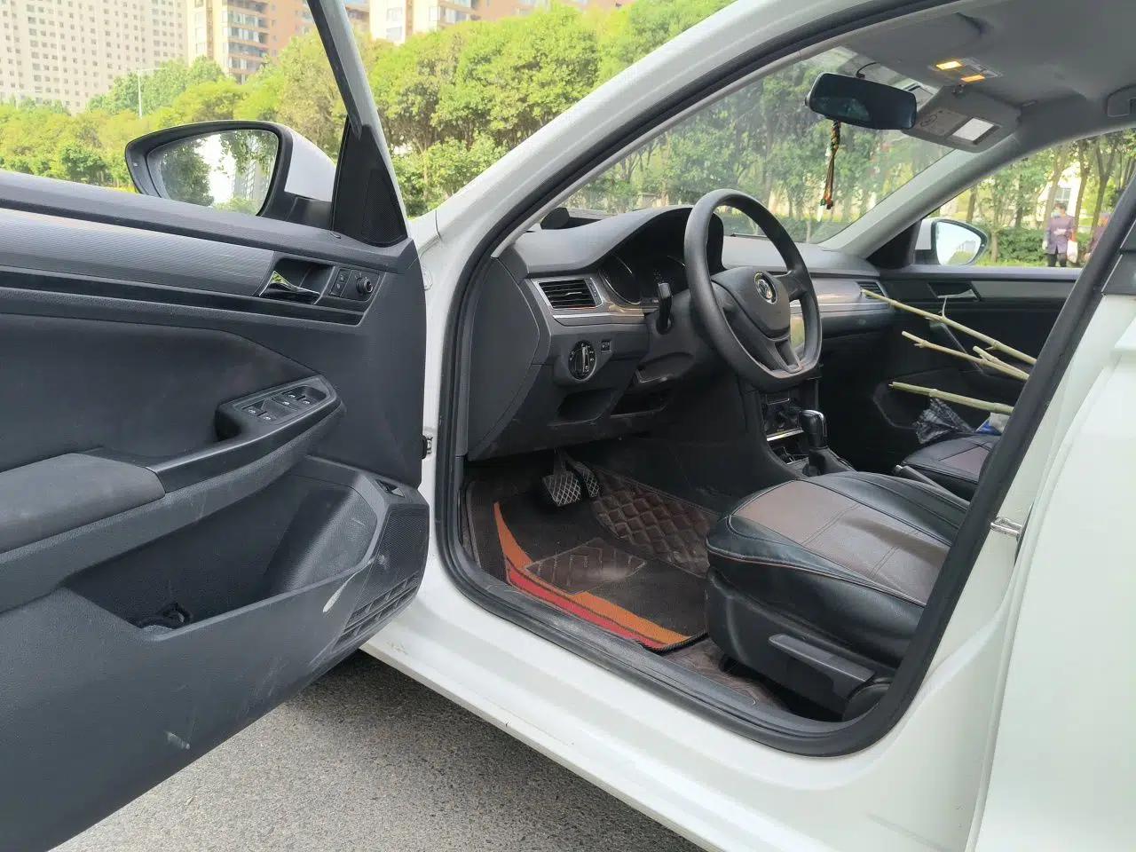 Volkswagen Bora 2018 1.5L Automatic Fashion Model — миниатюра 19