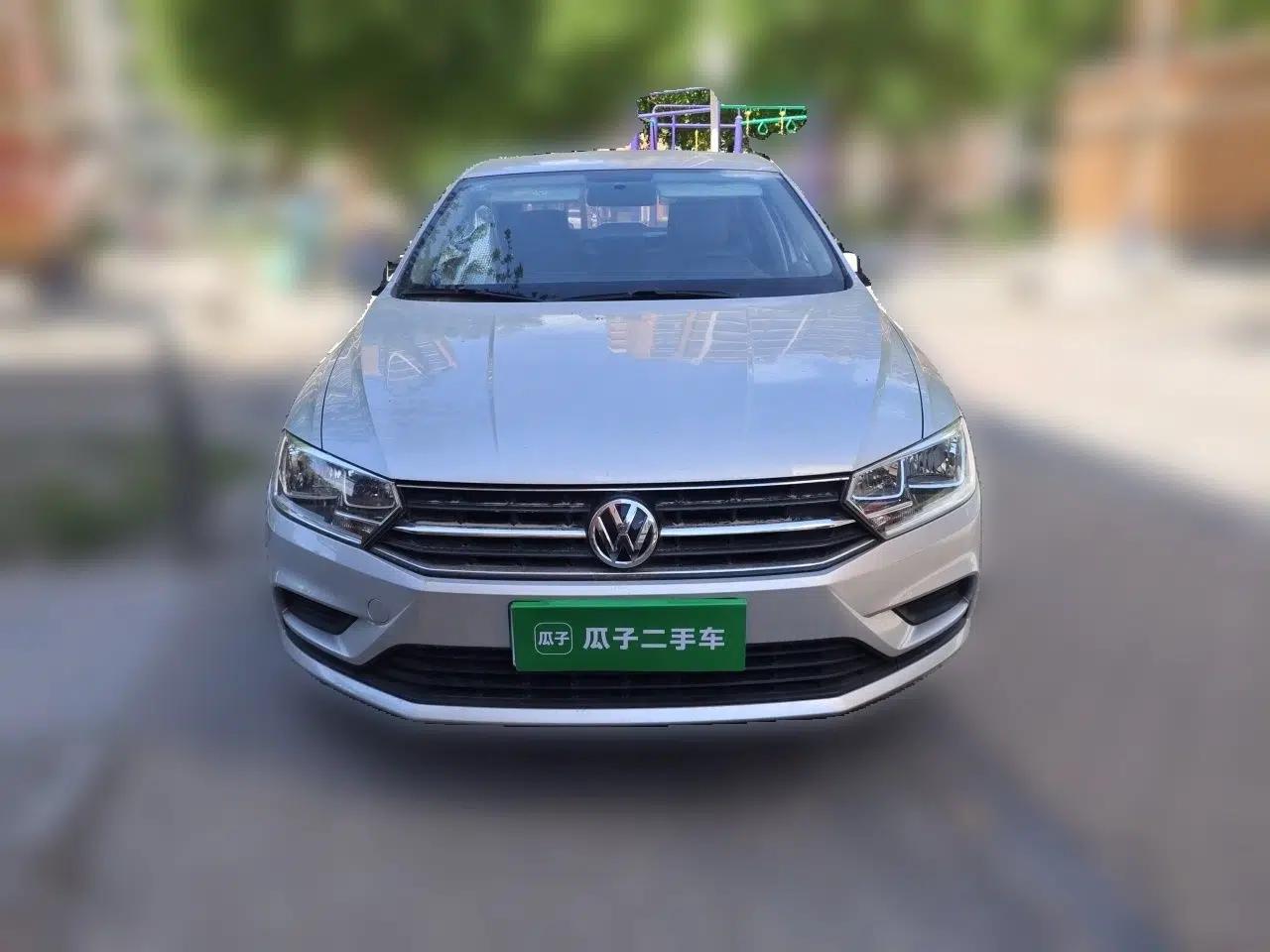 Volkswagen Bora 2016 1.6L Manual Fashion Edition — миниатюра 2