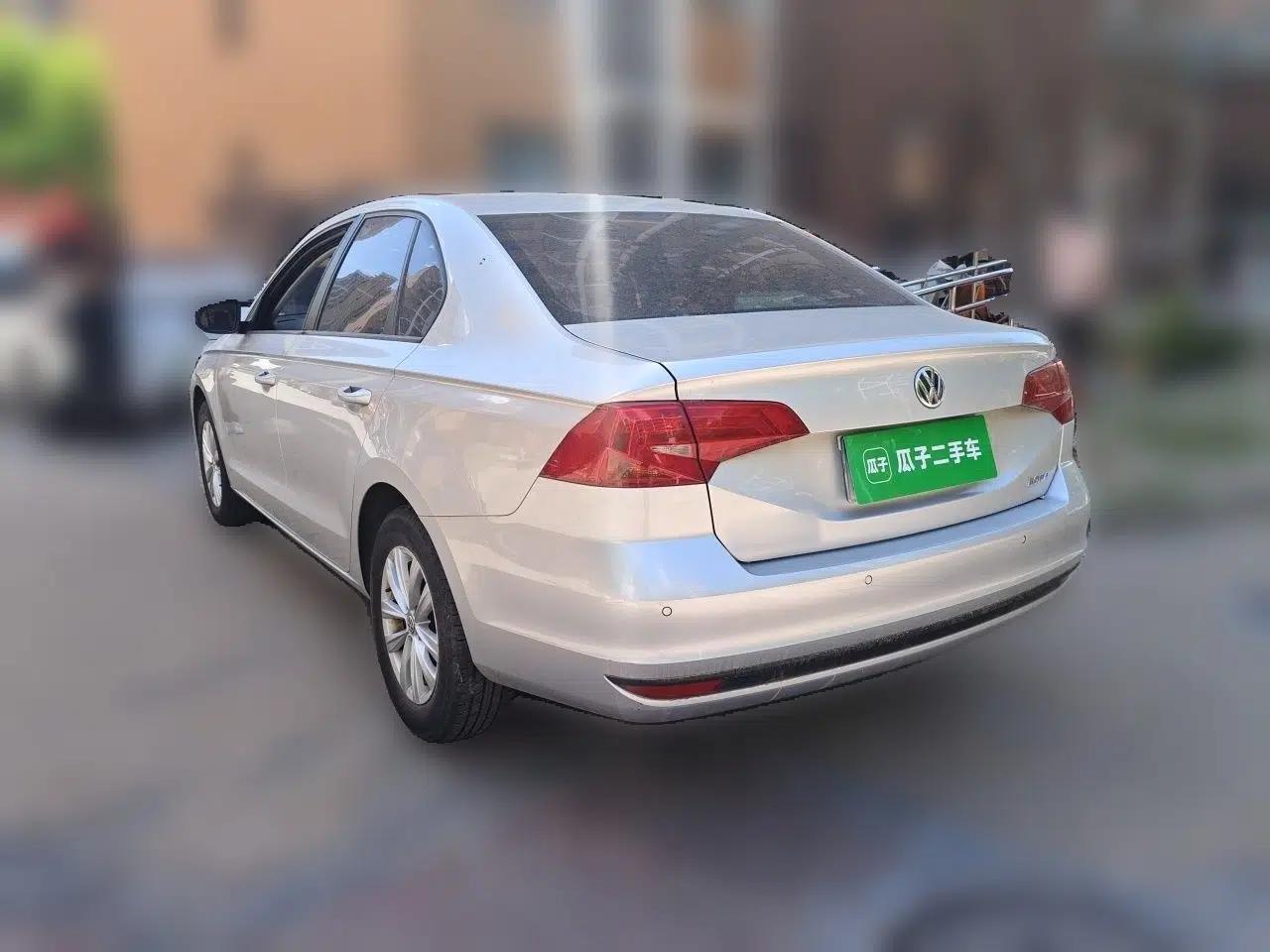 Volkswagen Bora 2016 1.6L Manual Fashion Edition — миниатюра 4