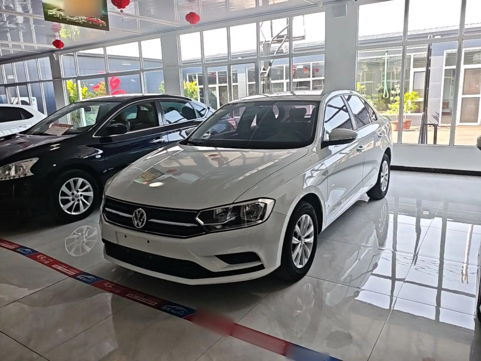 Volkswagen Bora 2016 1.6L Automatic Fashion Model — миниатюра 1