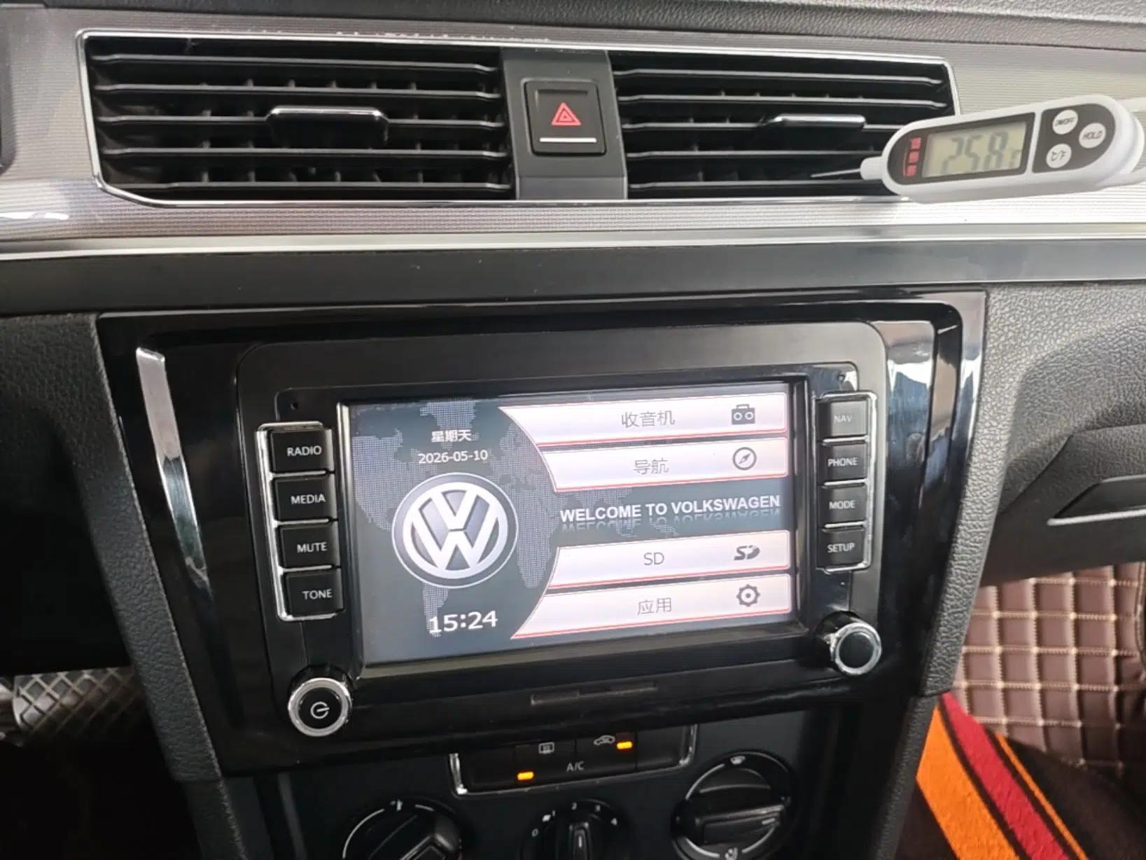 Volkswagen Bora 2016 1.6L Automatic Fashion Model — миниатюра 15