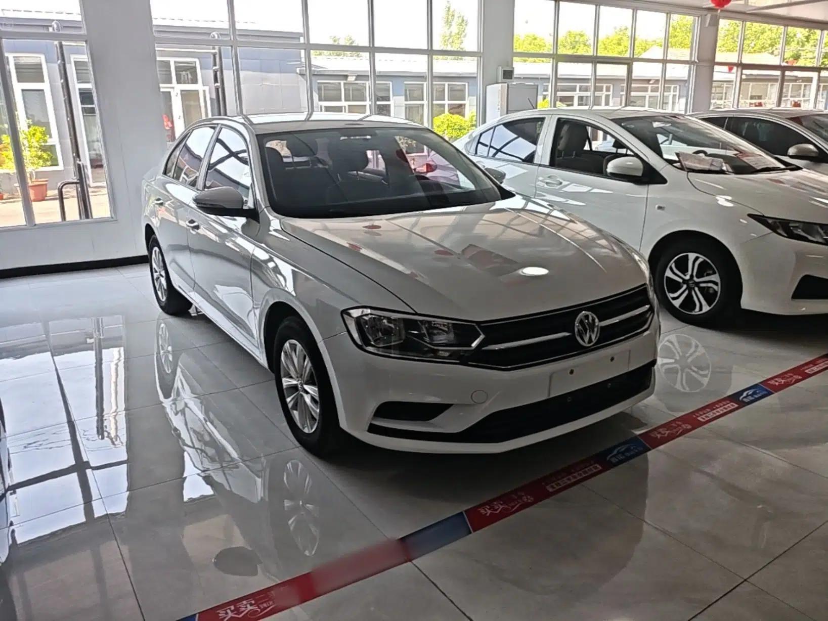 Volkswagen Bora 2016 1.6L Automatic Fashion Model — миниатюра 6