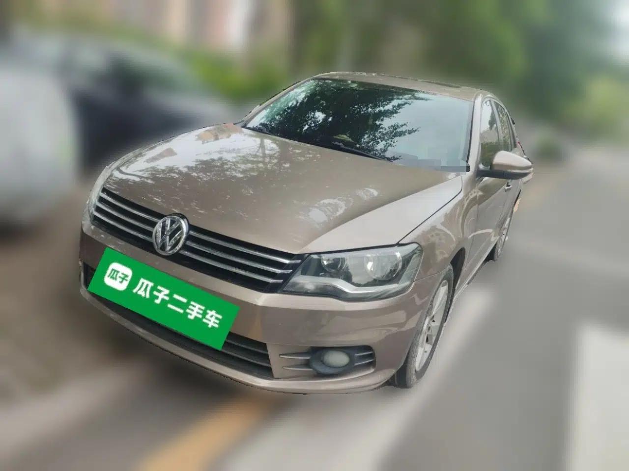 Volkswagen Bora 2013 1.4T Automatic Comfort Model — миниатюра 1