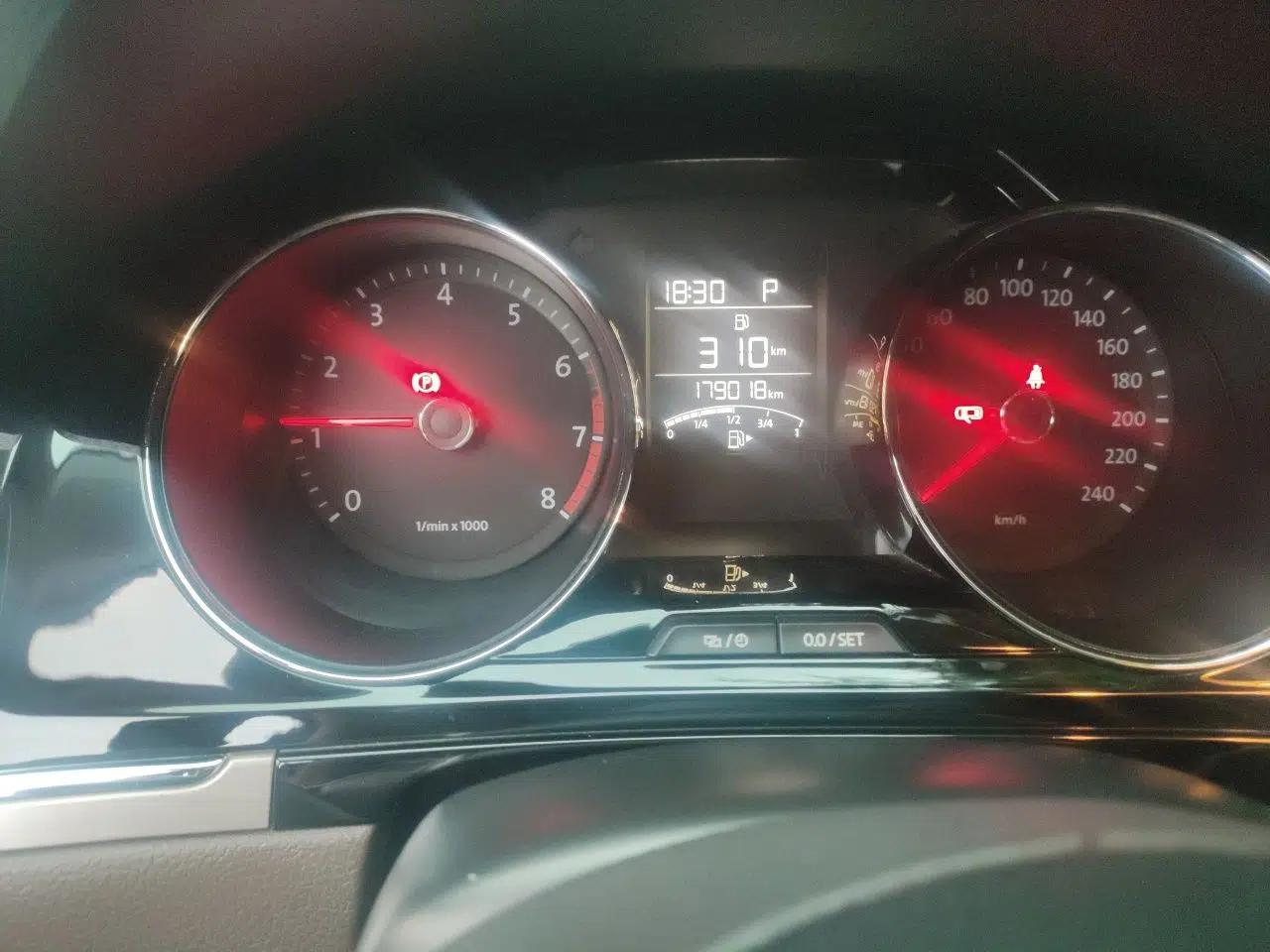 Volkswagen Bora 2013 1.4T Automatic Comfort Model — миниатюра 12