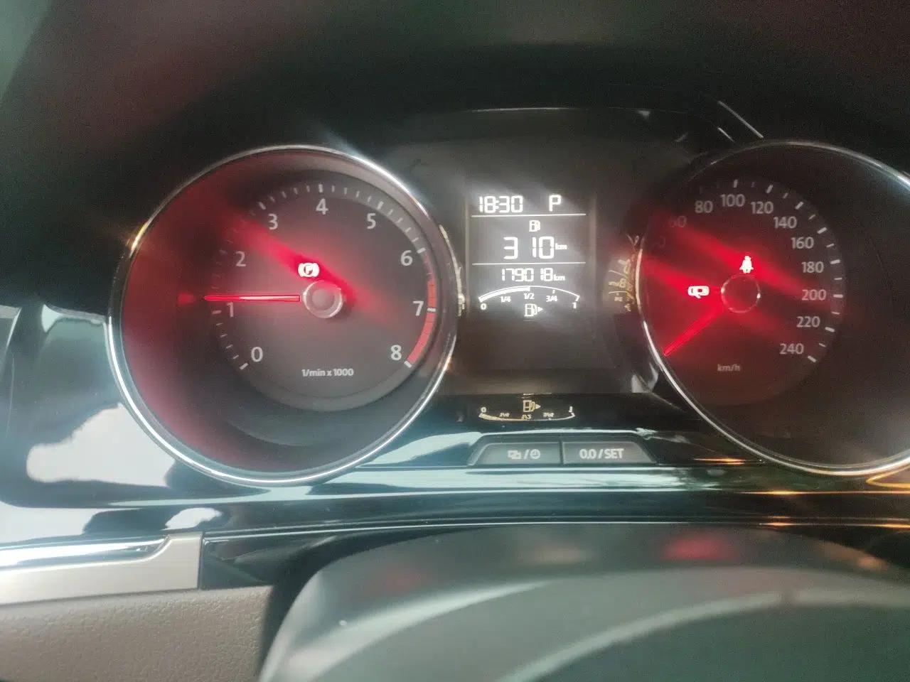 Volkswagen Bora 2013 1.4T Automatic Comfort Model — миниатюра 13