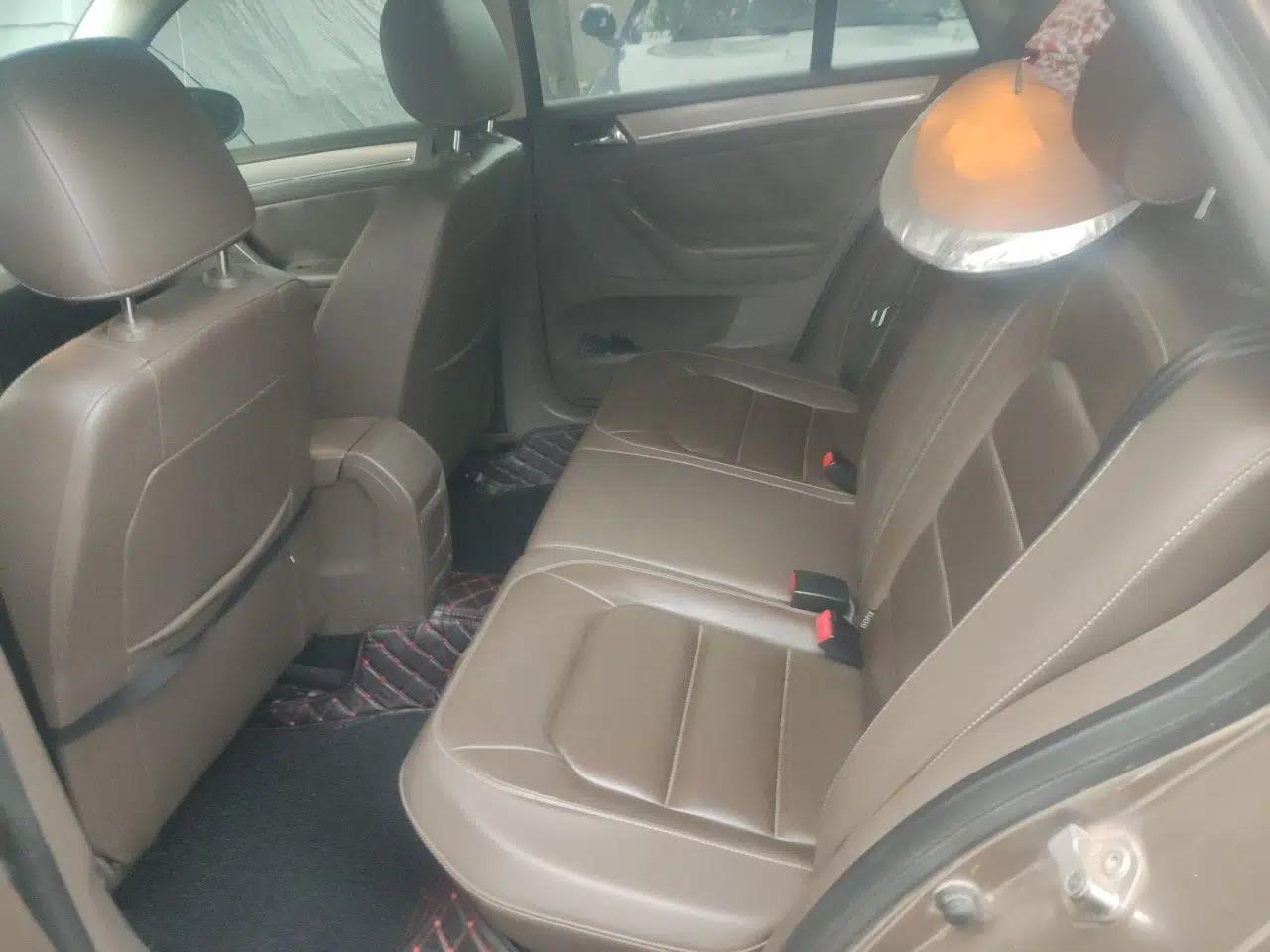 Volkswagen Bora 2013 1.4T Automatic Comfort Model — миниатюра 18