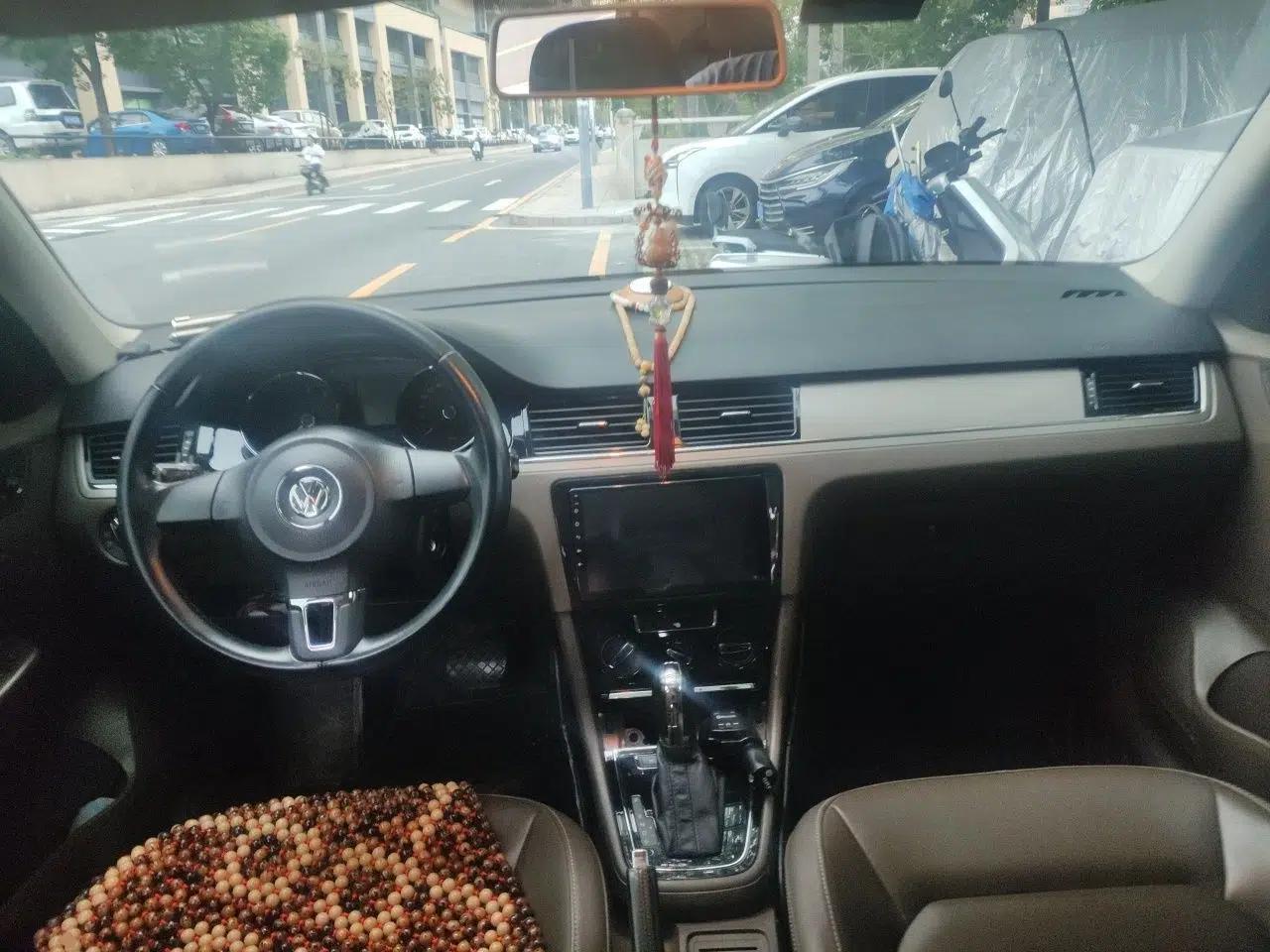 Volkswagen Bora 2013 1.4T Automatic Comfort Model — миниатюра 10