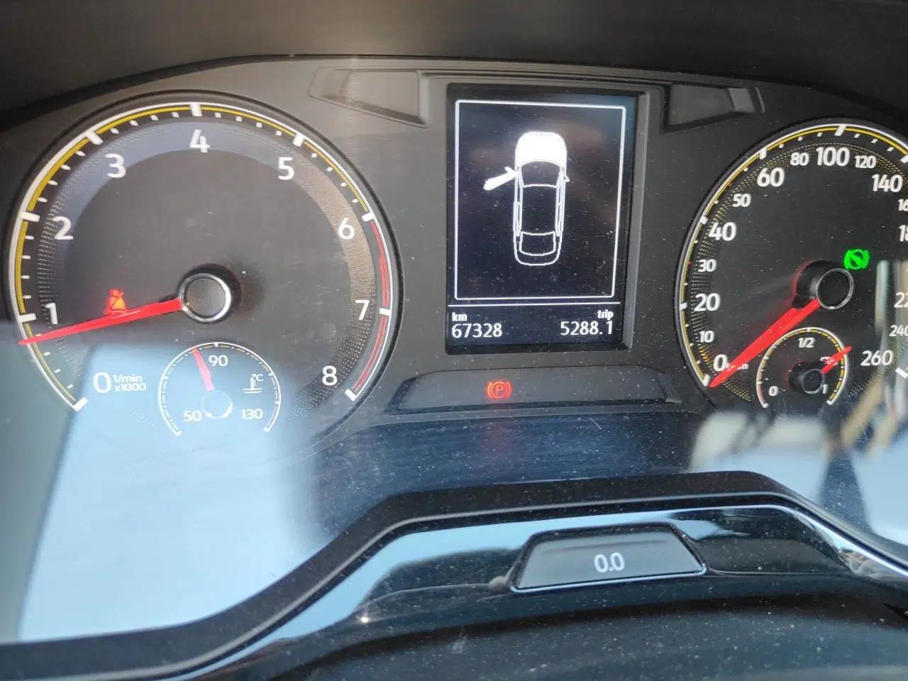 Volkswagen Bora 2021 1.5L Automatic Comfort Smart Connect Edition — миниатюра 13