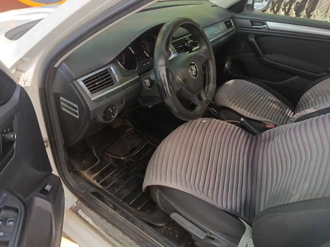 Volkswagen Bora 2016 1.6L Automatic Fashion Model — миниатюра 17