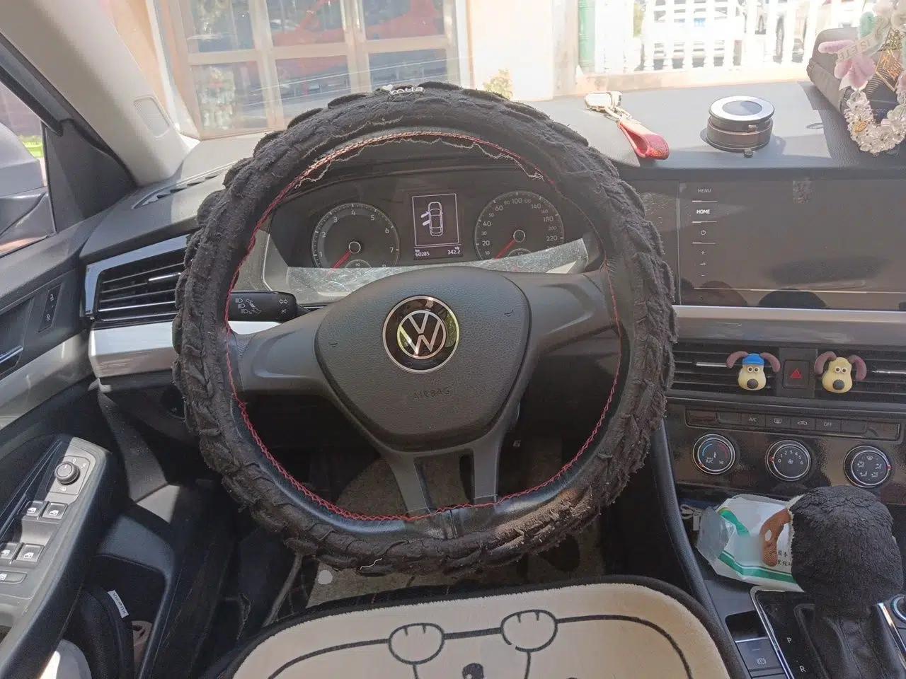Volkswagen Bora 2021 1.5L Automatic Fashionable Smart Connectivity Version — миниатюра 11
