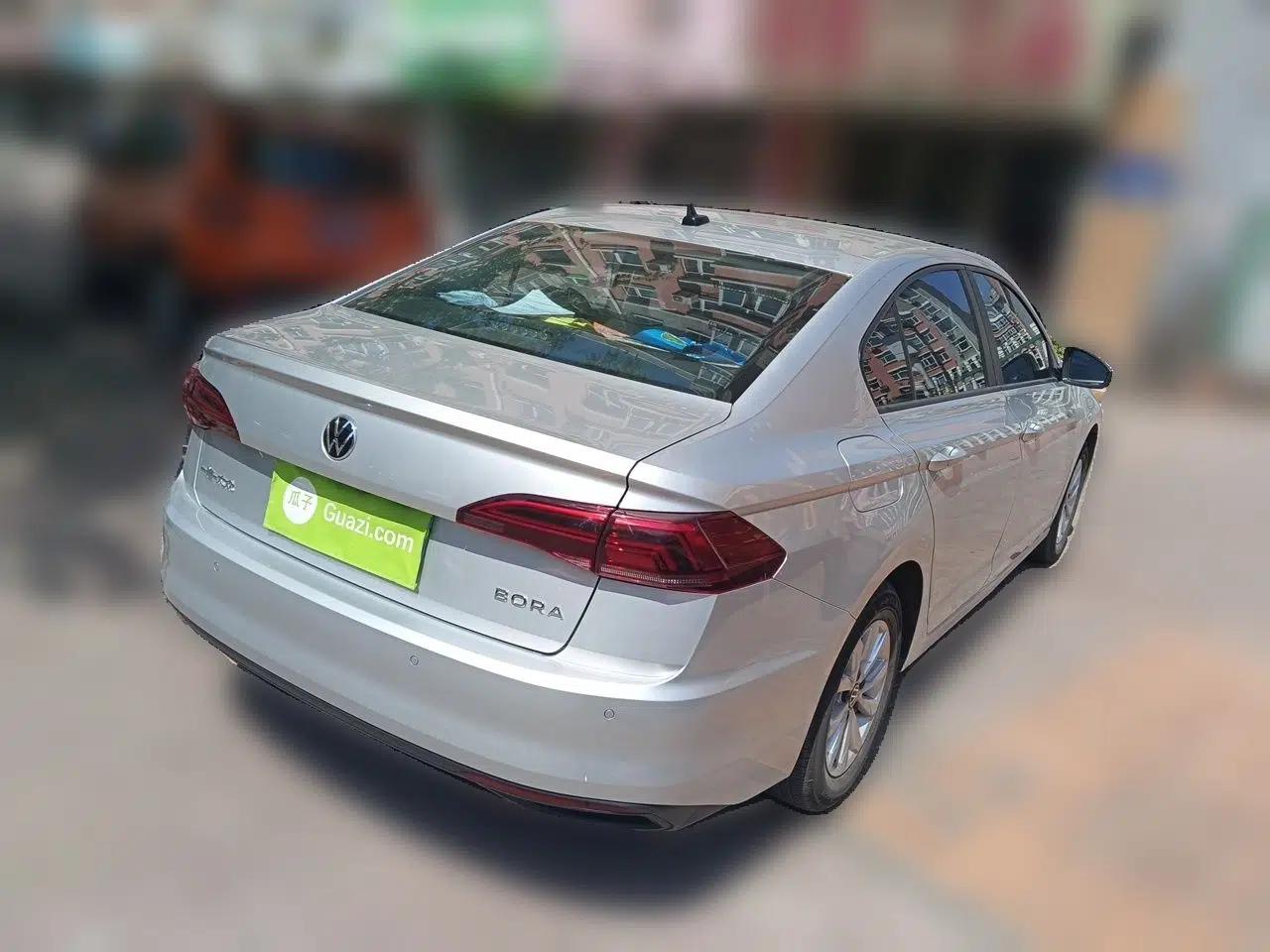 Volkswagen Bora 2021 1.5L Automatic Fashionable Smart Connectivity Version — миниатюра 6