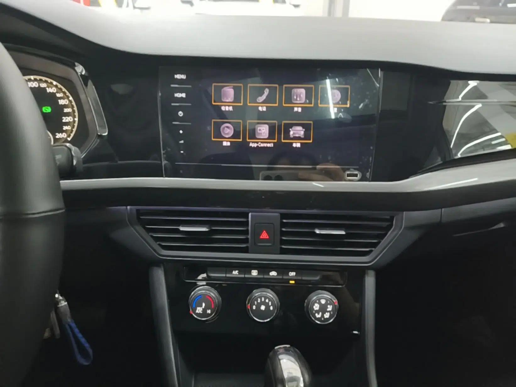 Volkswagen Bora 2021 1.5L Automatic Comfort Smart Connect Edition — миниатюра 16